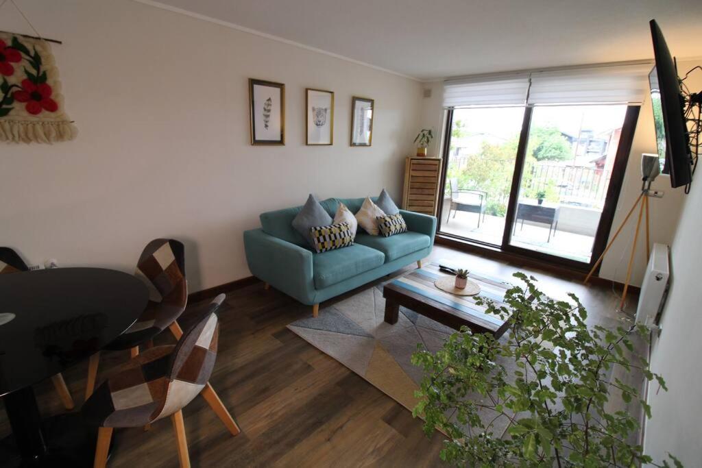 TuArriendoCL-MPHA106 Gran Depto en Pto Varas 3D2B 6PAX sin vista primer piso con jardin