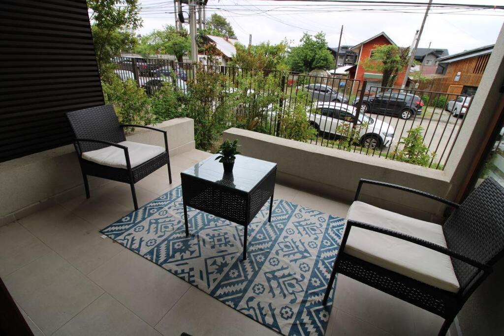 TuArriendoCL-MPHA106 Gran Depto en Pto Varas 3D2B 6PAX sin vista primer piso con jardin