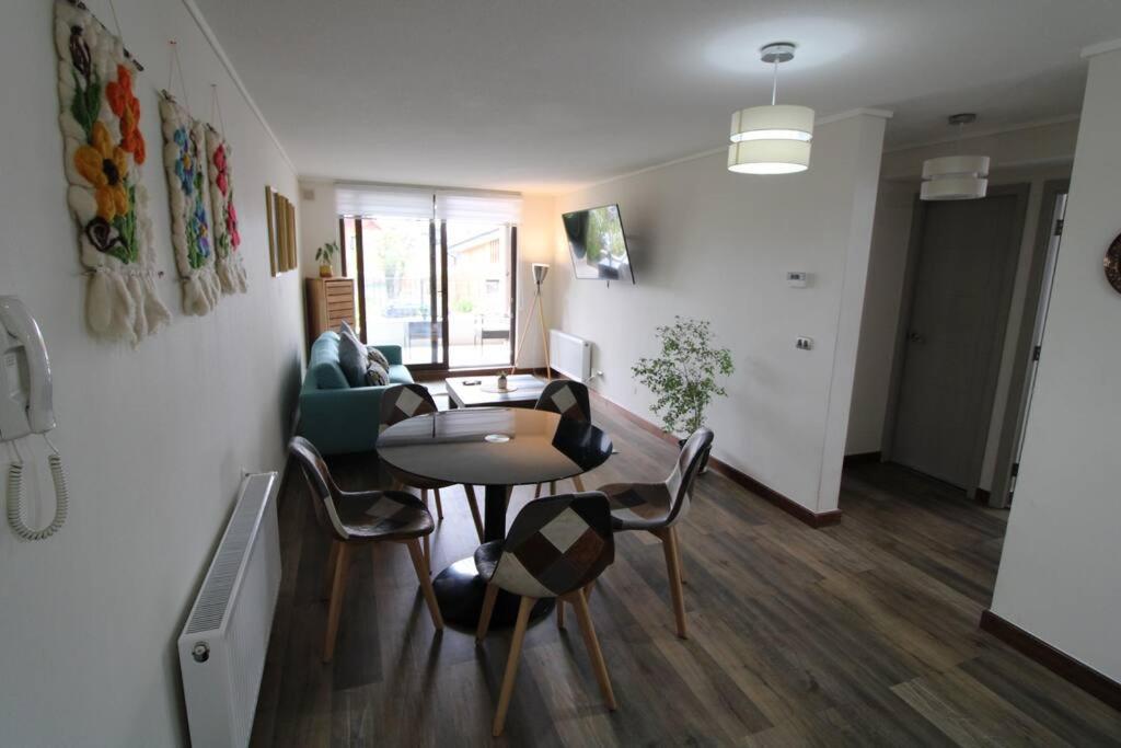 TuArriendoCL-MPHA106 Gran Depto en Pto Varas 3D2B 6PAX sin vista primer piso con jardin