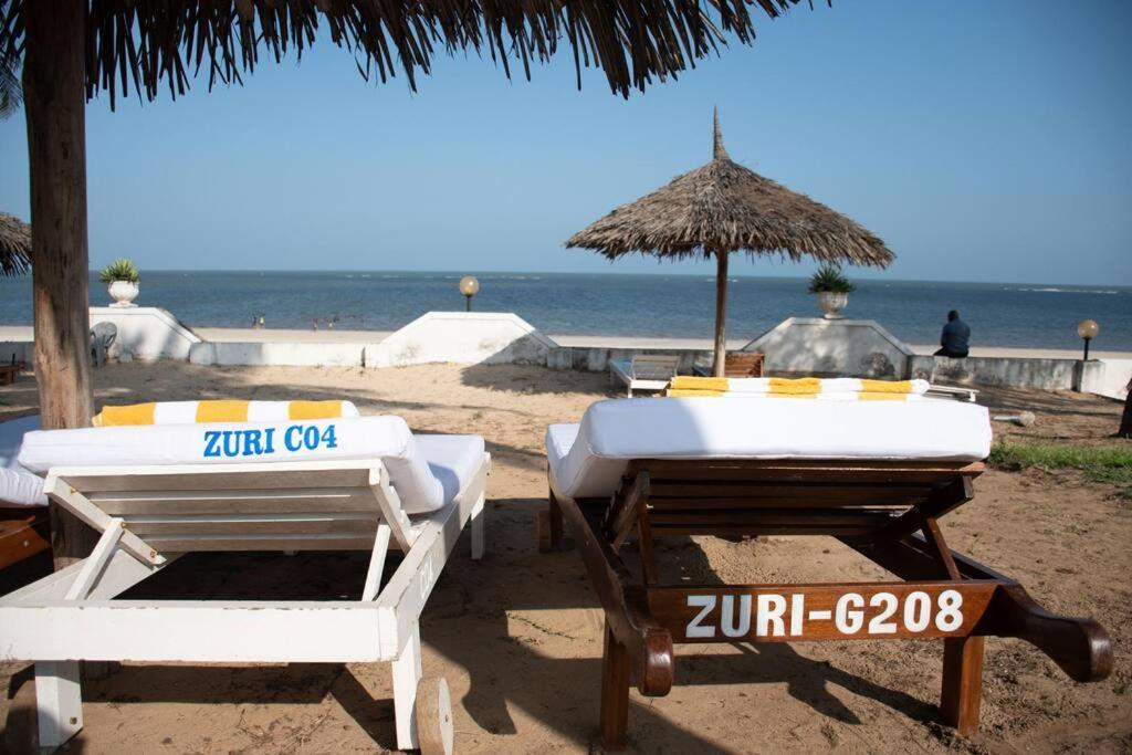 Zuri Luxe 2BR Penthouse- Silversands Beach Malindi view 3