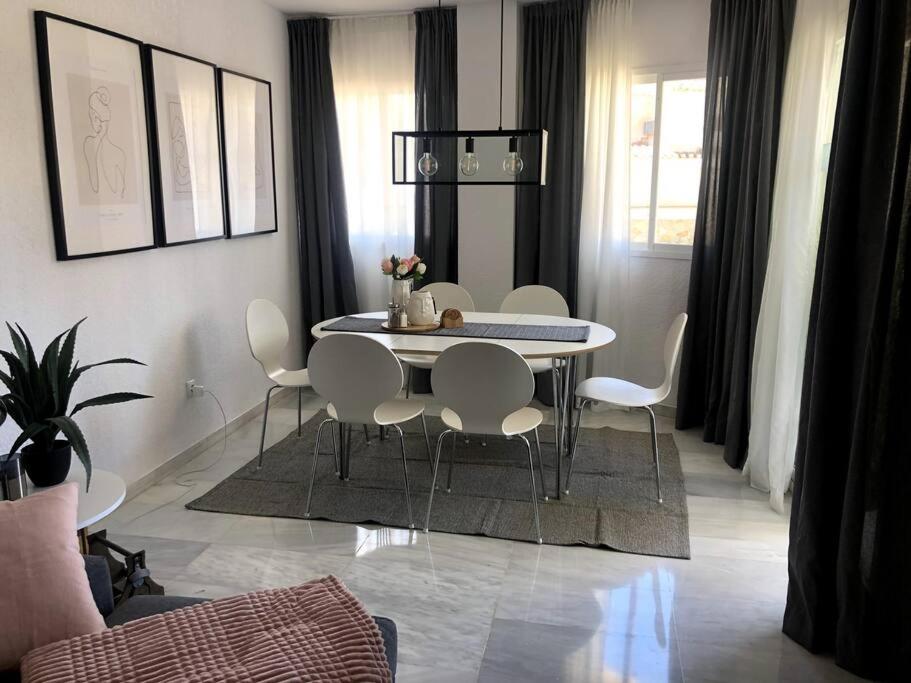 Hotel Neu renovierte, moderne Wohnung in Strandnähe - Image 1