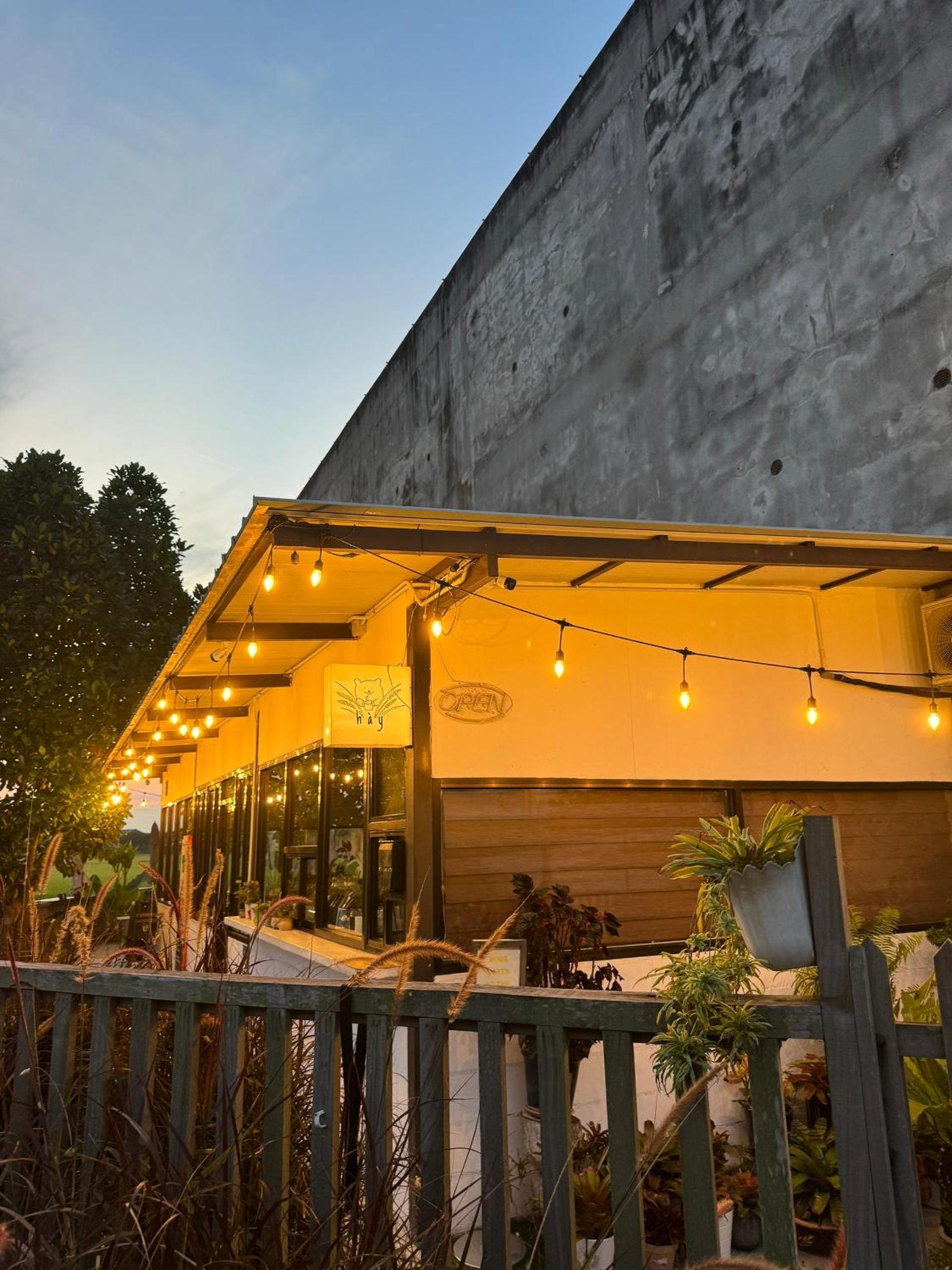 MostPopular!!! Hay Cafe TranquilFields - OnlyYou with Hay, Rentable For Event photo 7