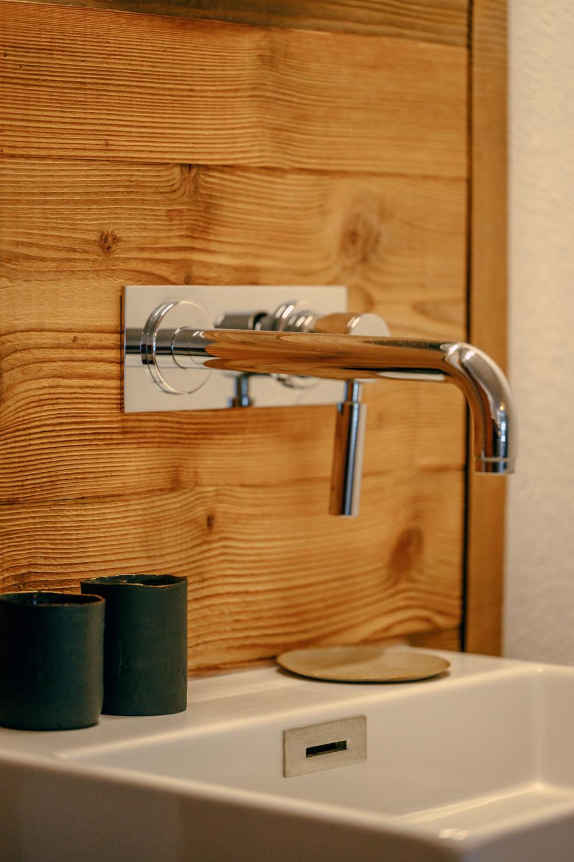Chalet-Apartment für 9 bis 10 Personen zentral & ruhig 2 Min zur Galzigbahn Sankt Anton
