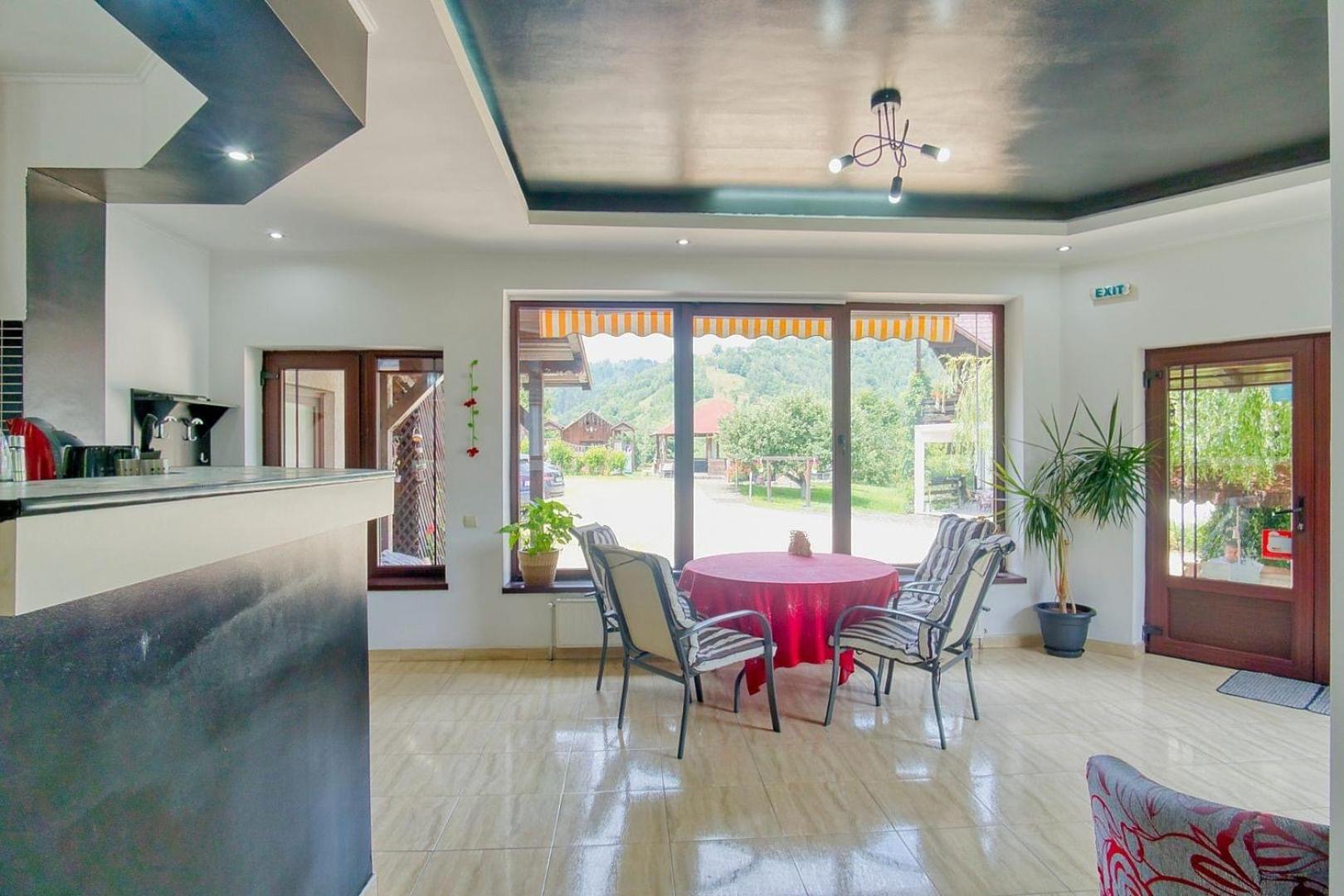Casa Preto E Branco