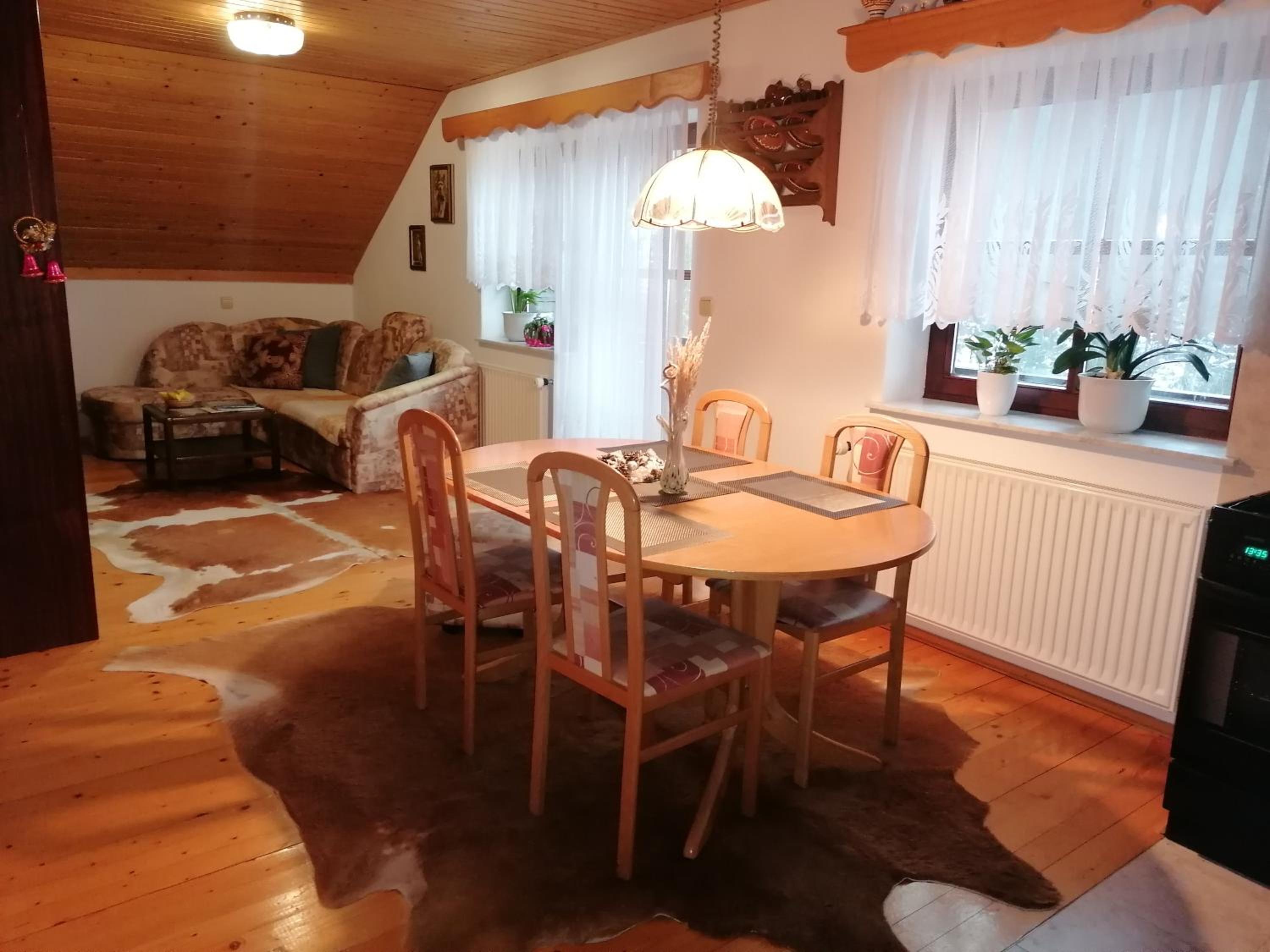 Apartma ČVRSTA TROJKA