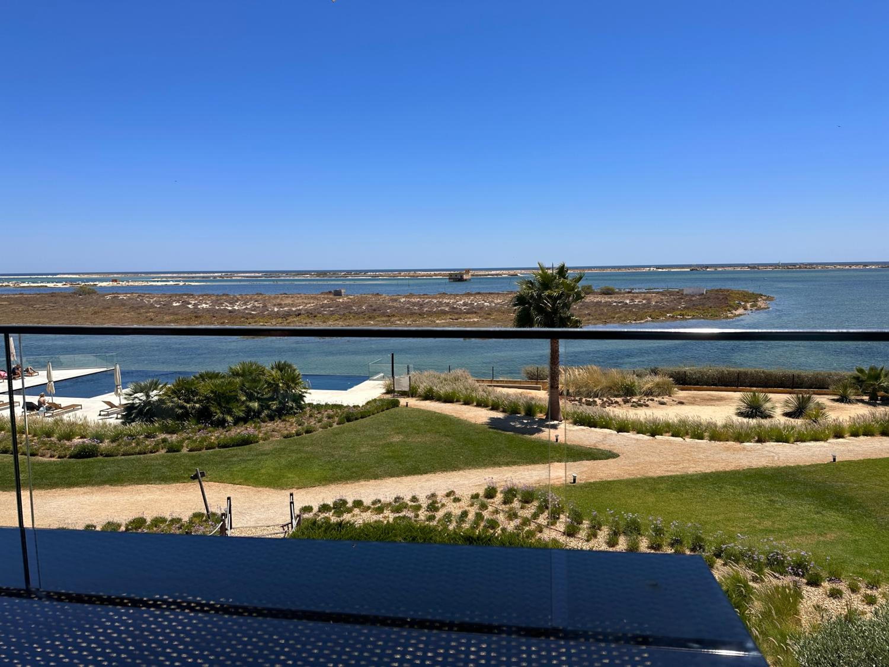Fuzeta stylish 1 bedroom apartment - Amazing views view 3