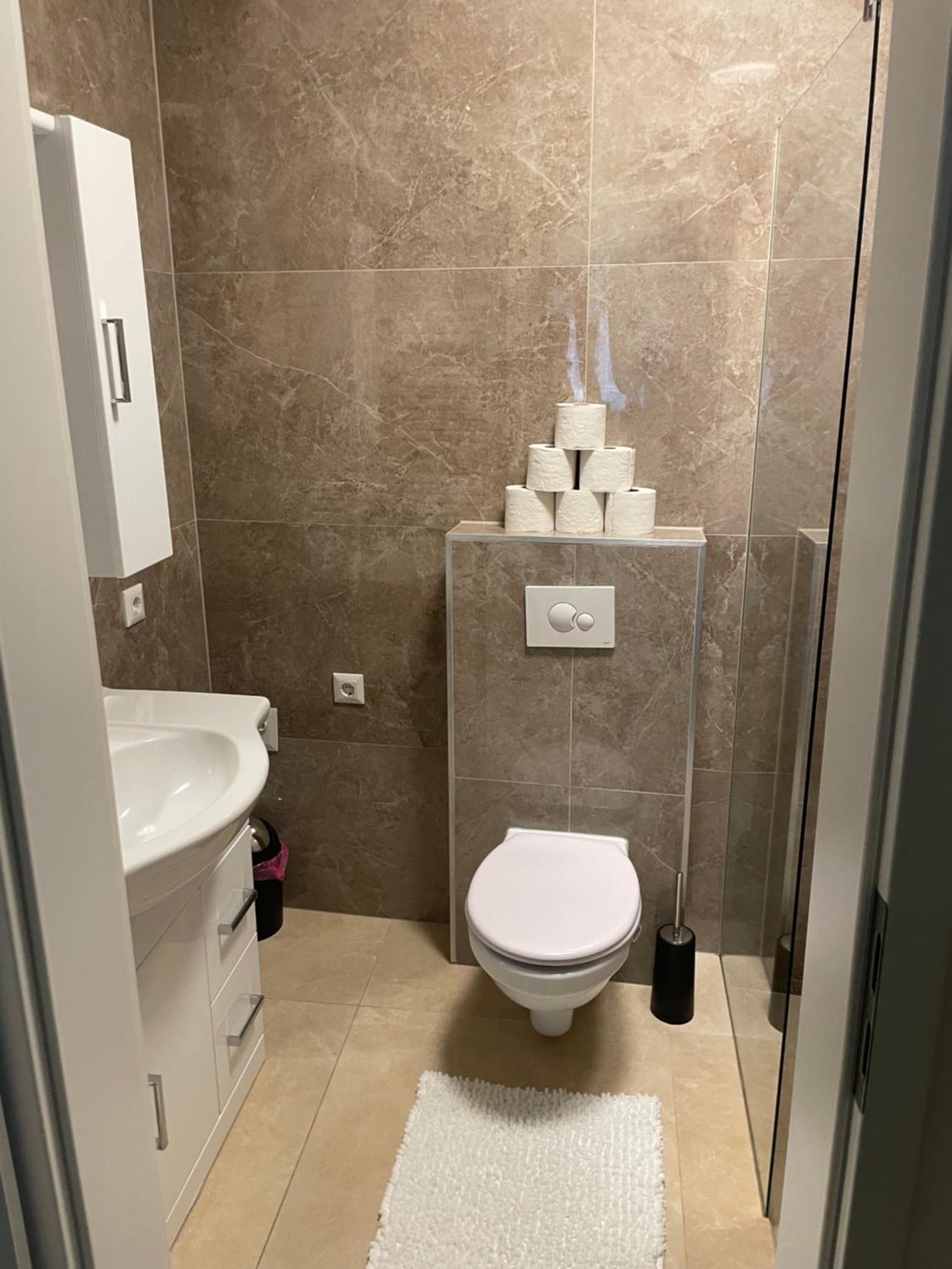 SEOS Self Check in ,Gratis parken,Apartment mit Schlaf Zimmer und StudioApartmet