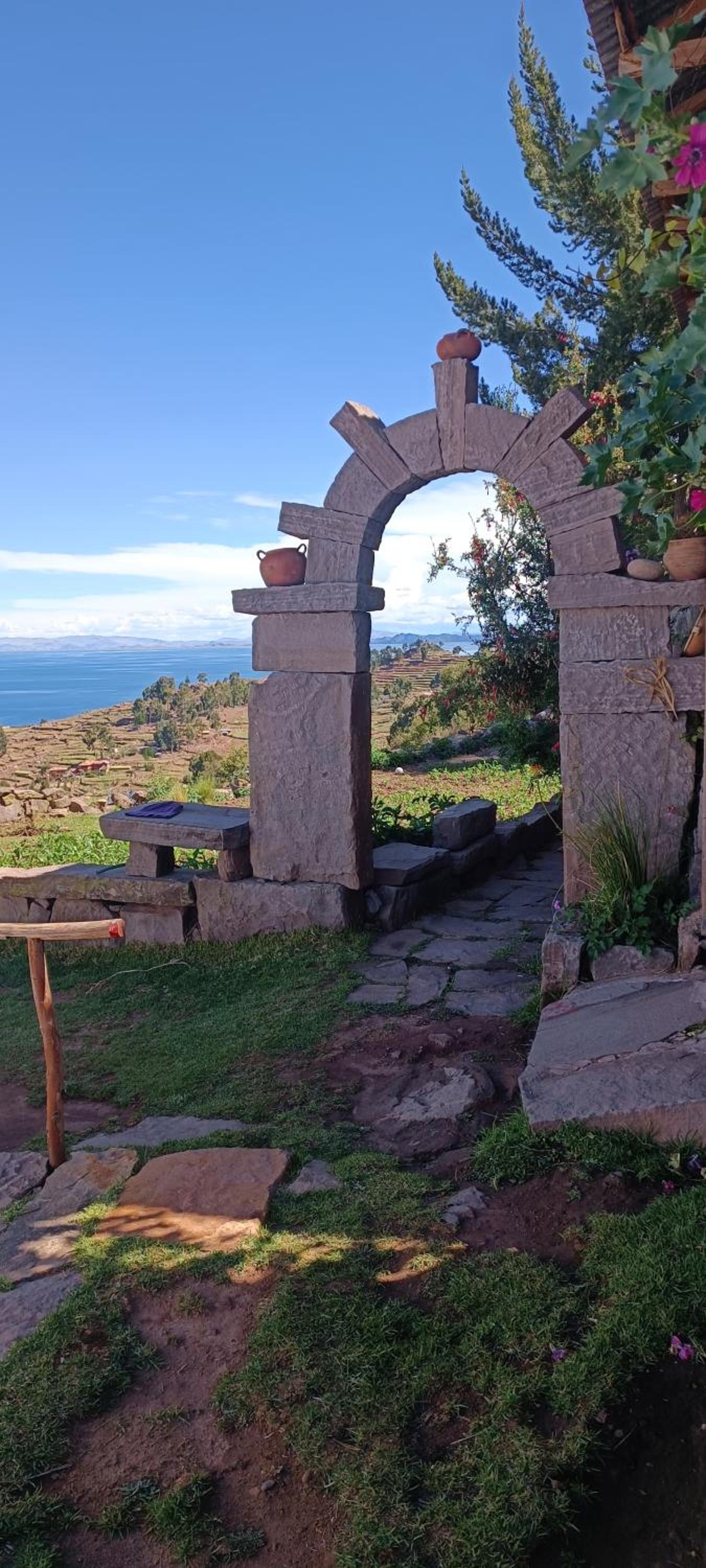 Taquile Lodge Inn view 4