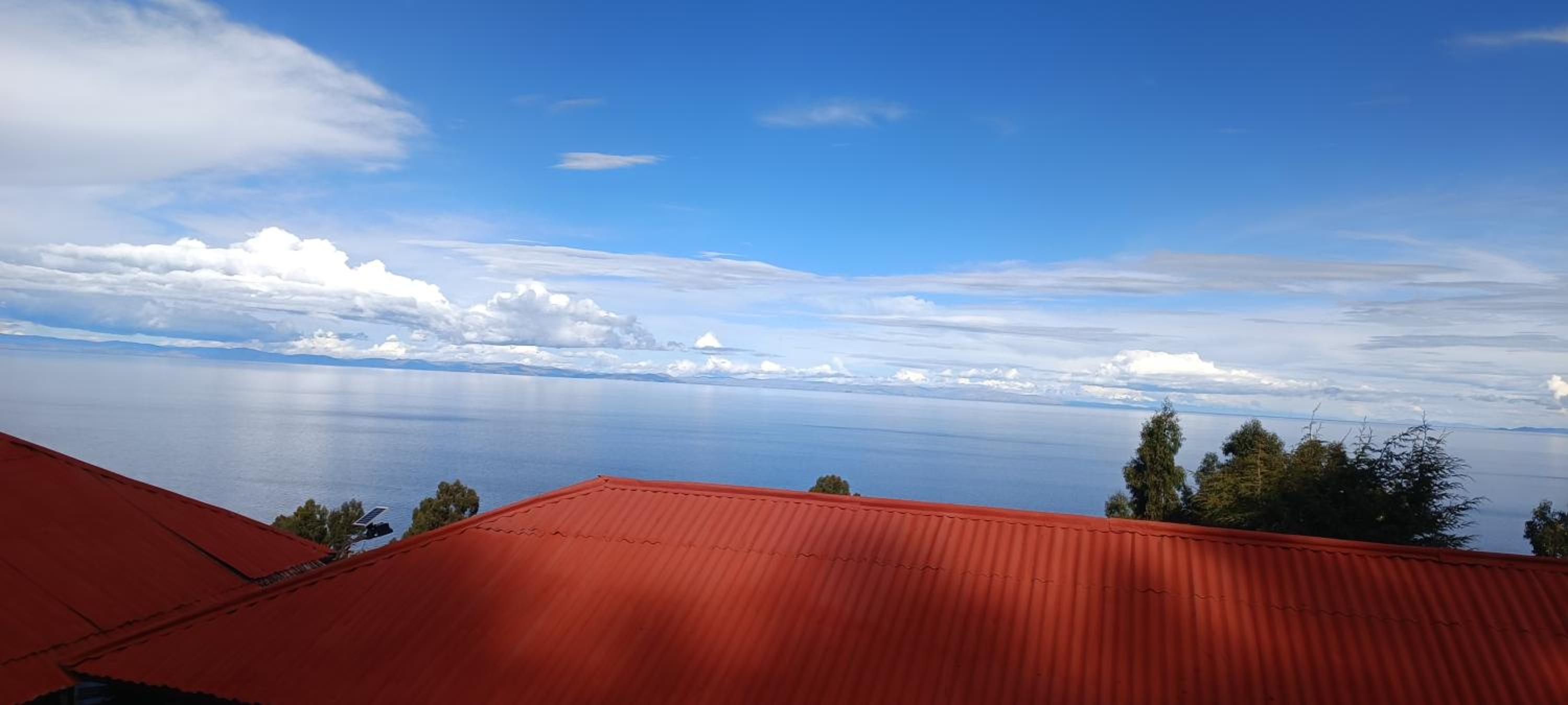 Taquile Lodge Inn view 5