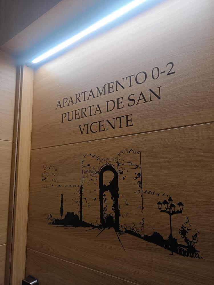 Apartamentos turisticos Avila Puerta de San Vicente 0-2 view 2