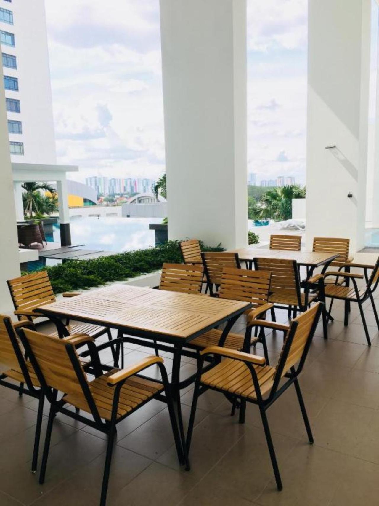 Ais-Kacang Sweet Home Pinnacle Tower