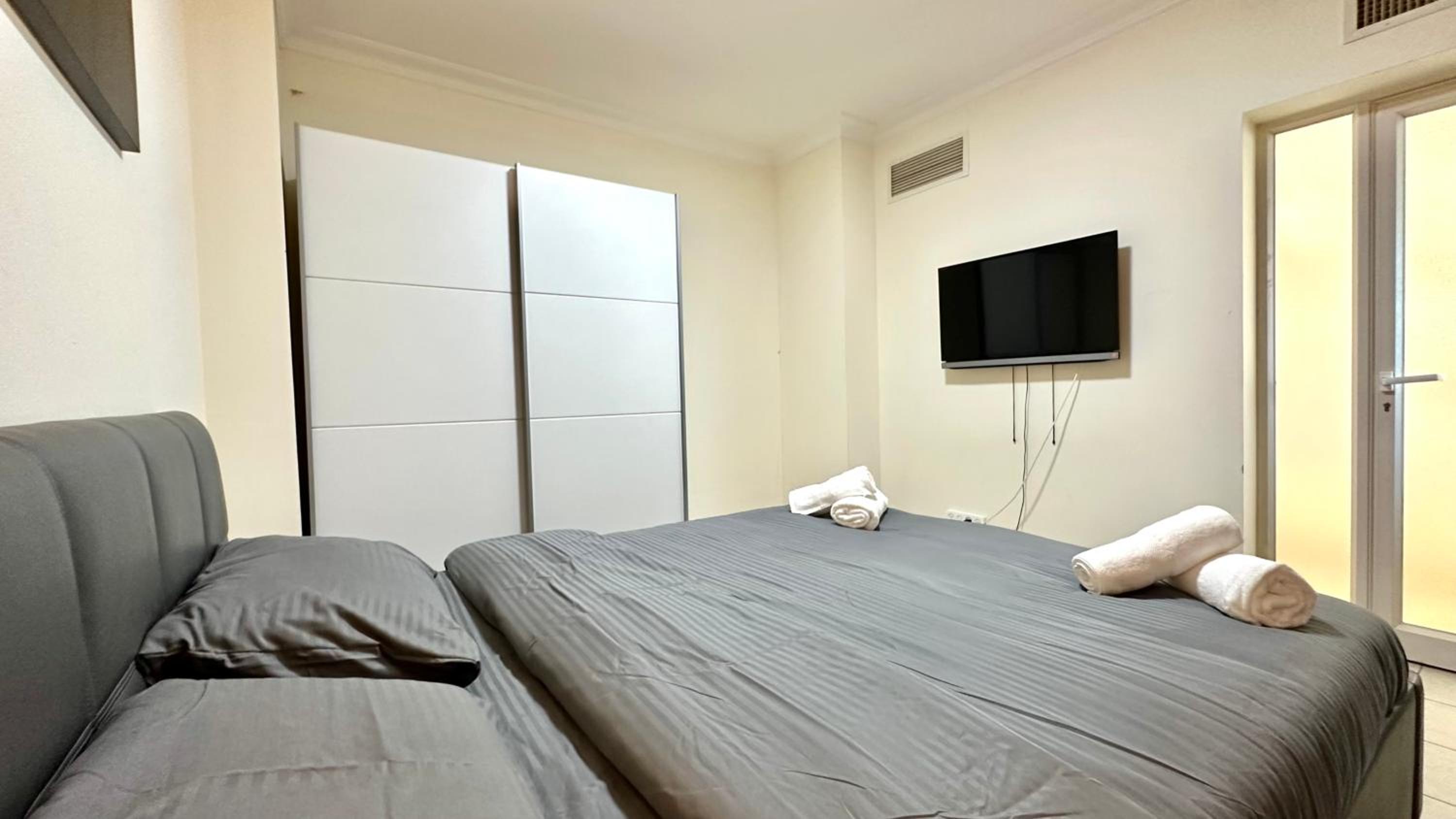 Apartment with sea view, photo 14