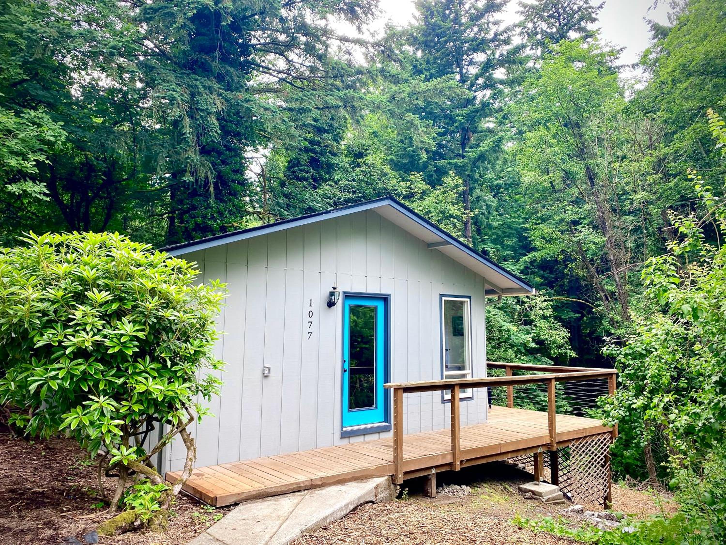 Creekside Cottage in the City view 3