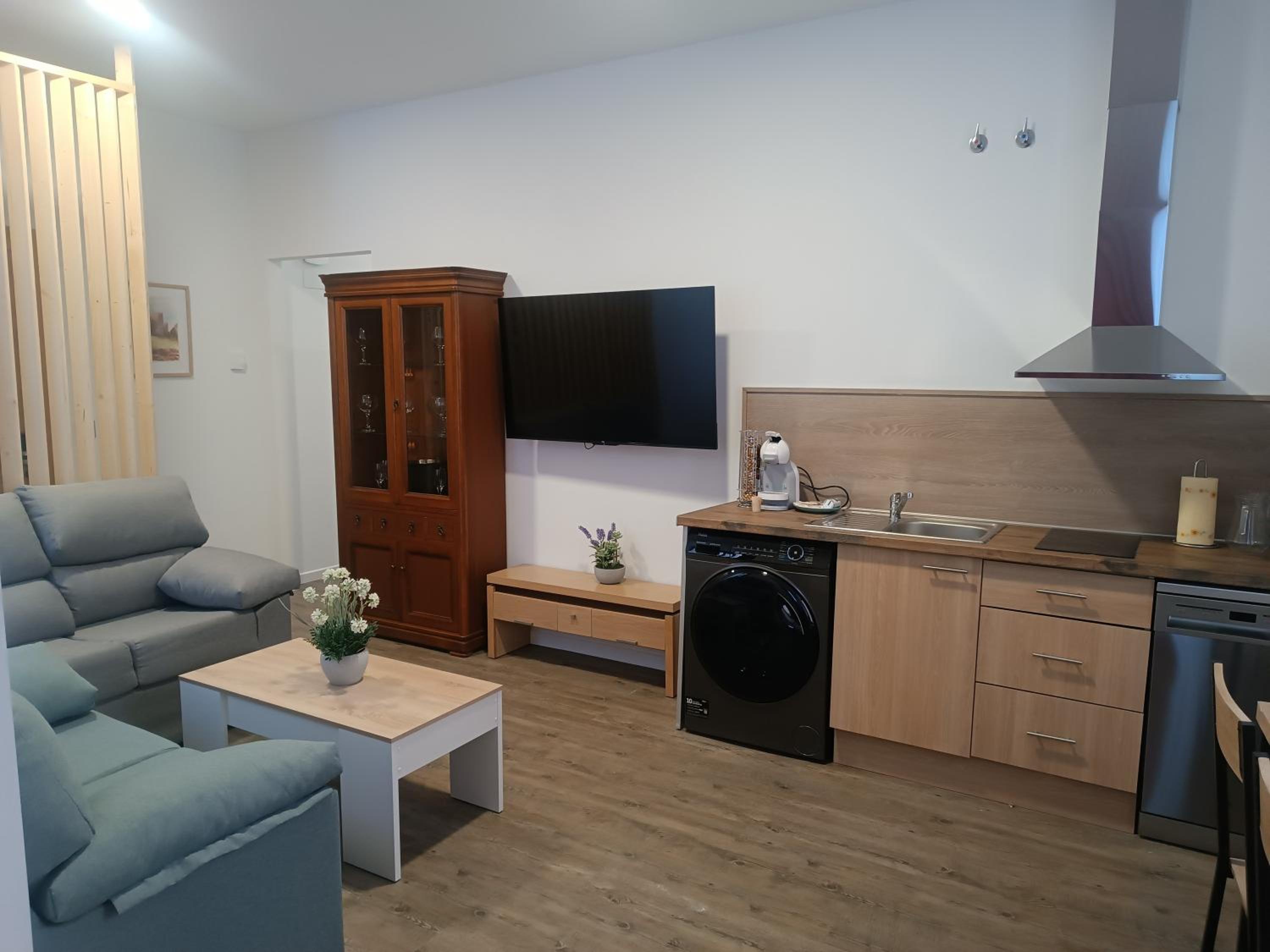 ApartamentosTuristicos Avila Puerta del Alcazar 0-1