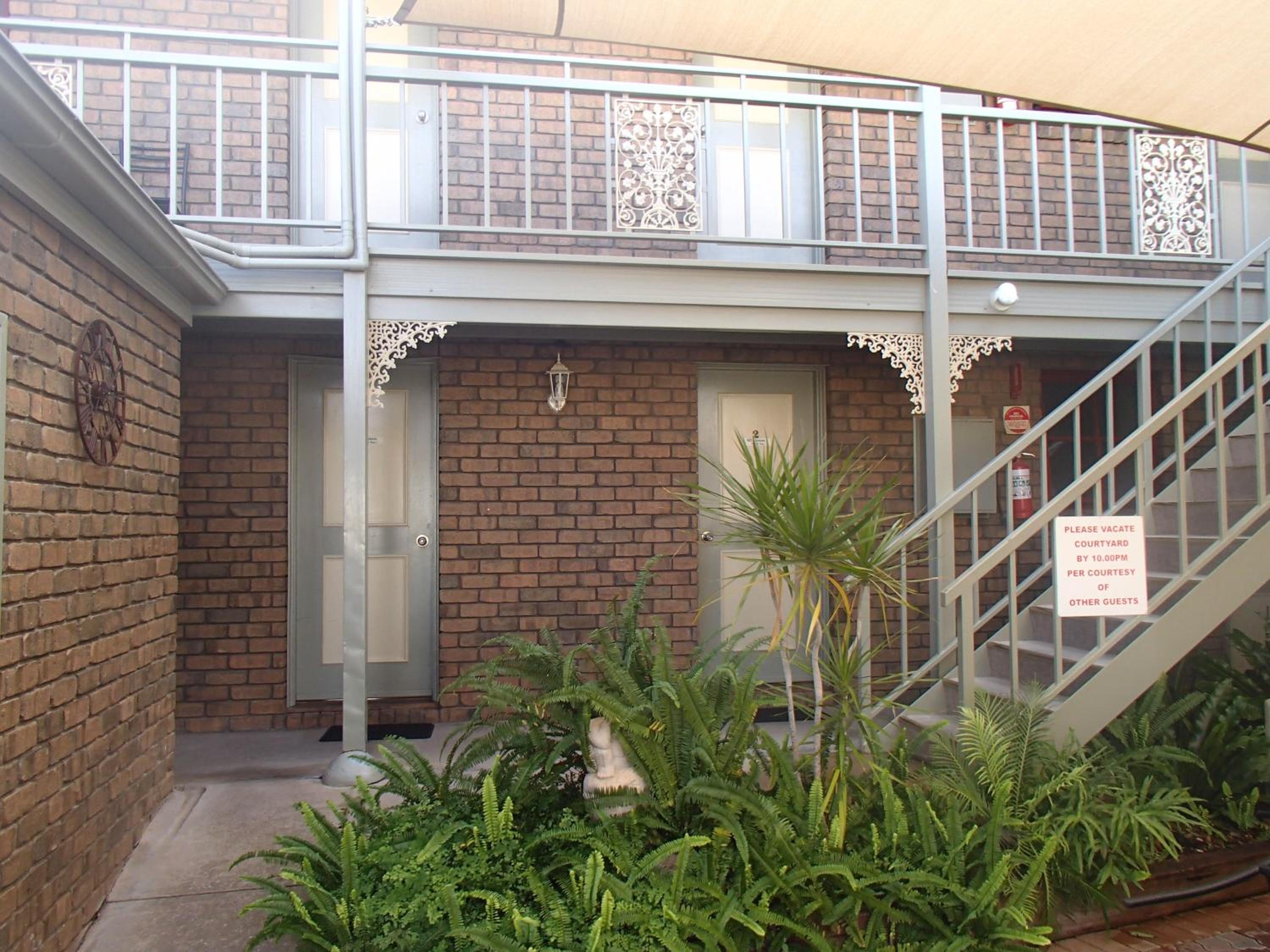 City Colonial Motor Inn