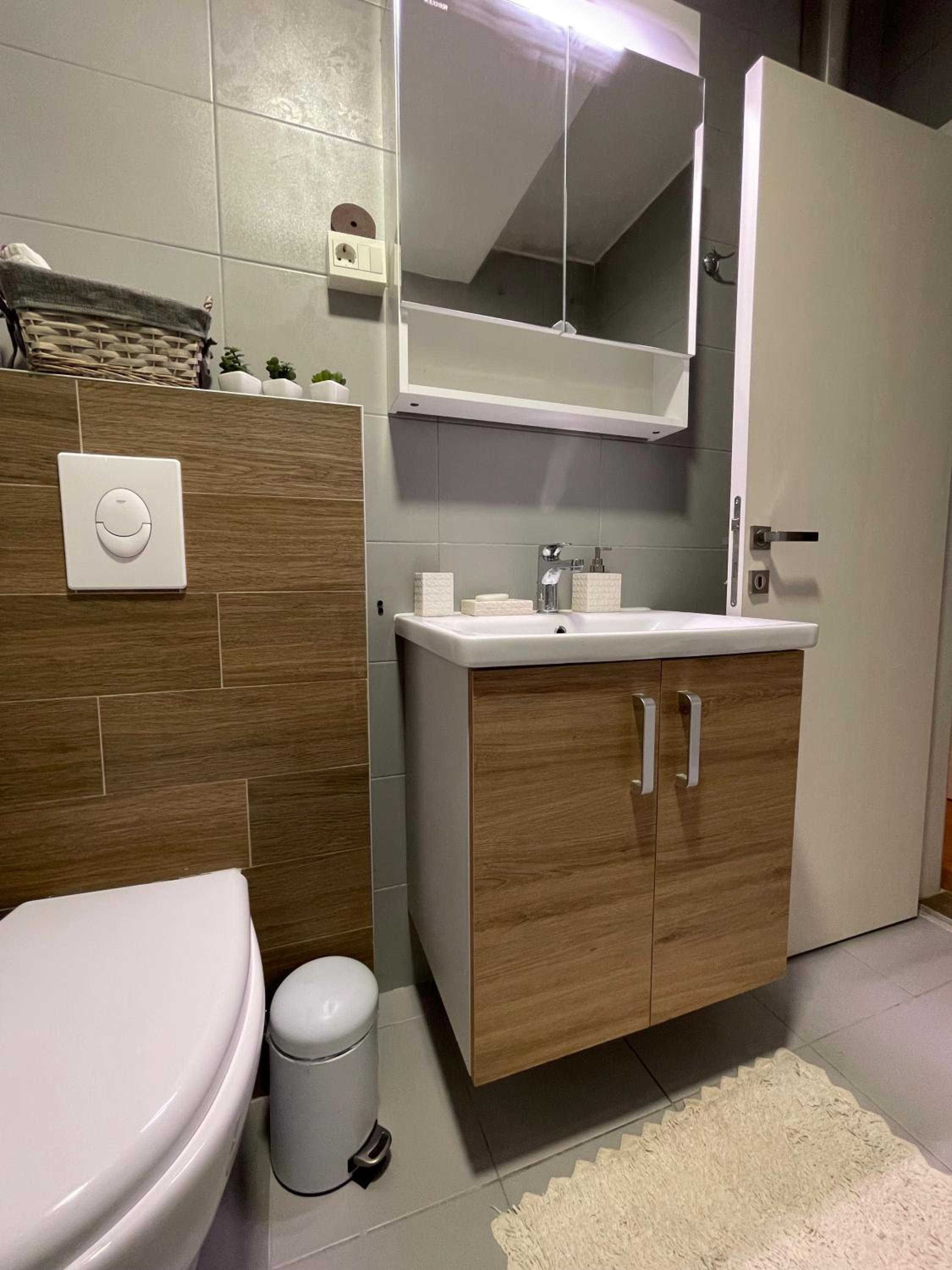 Ruby Luxury Central Apartment