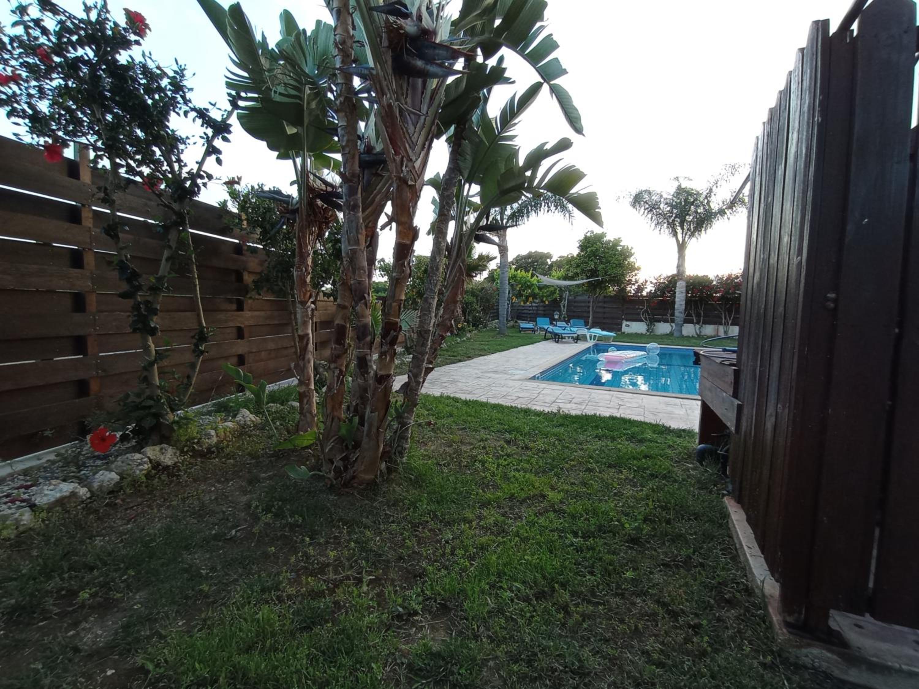 SIRENS BEACH GREEN VILLA Licence Number 00792