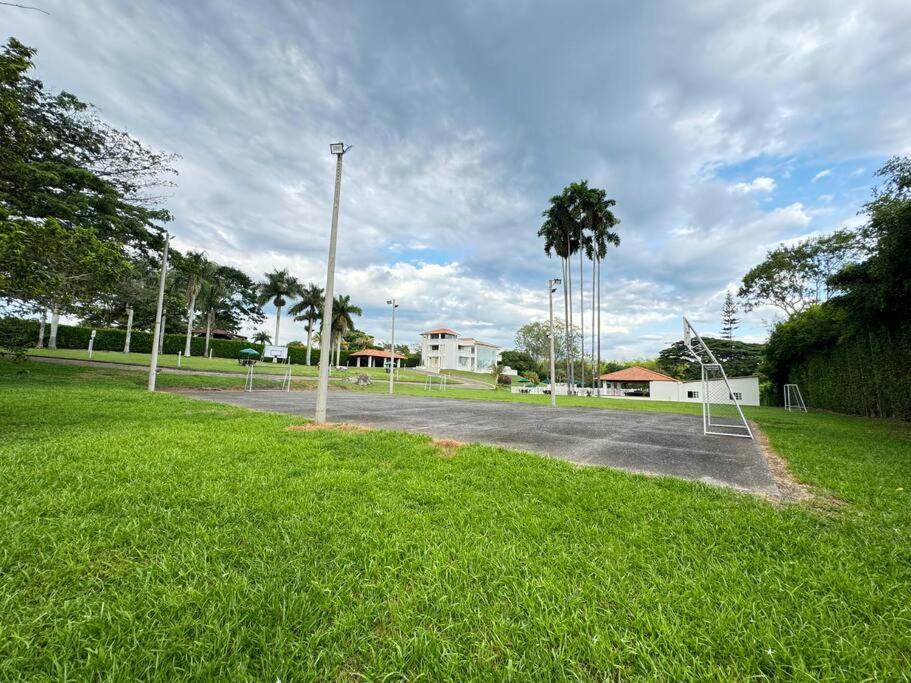 Lujosa Finca El Ensueño Cerritos Pereira