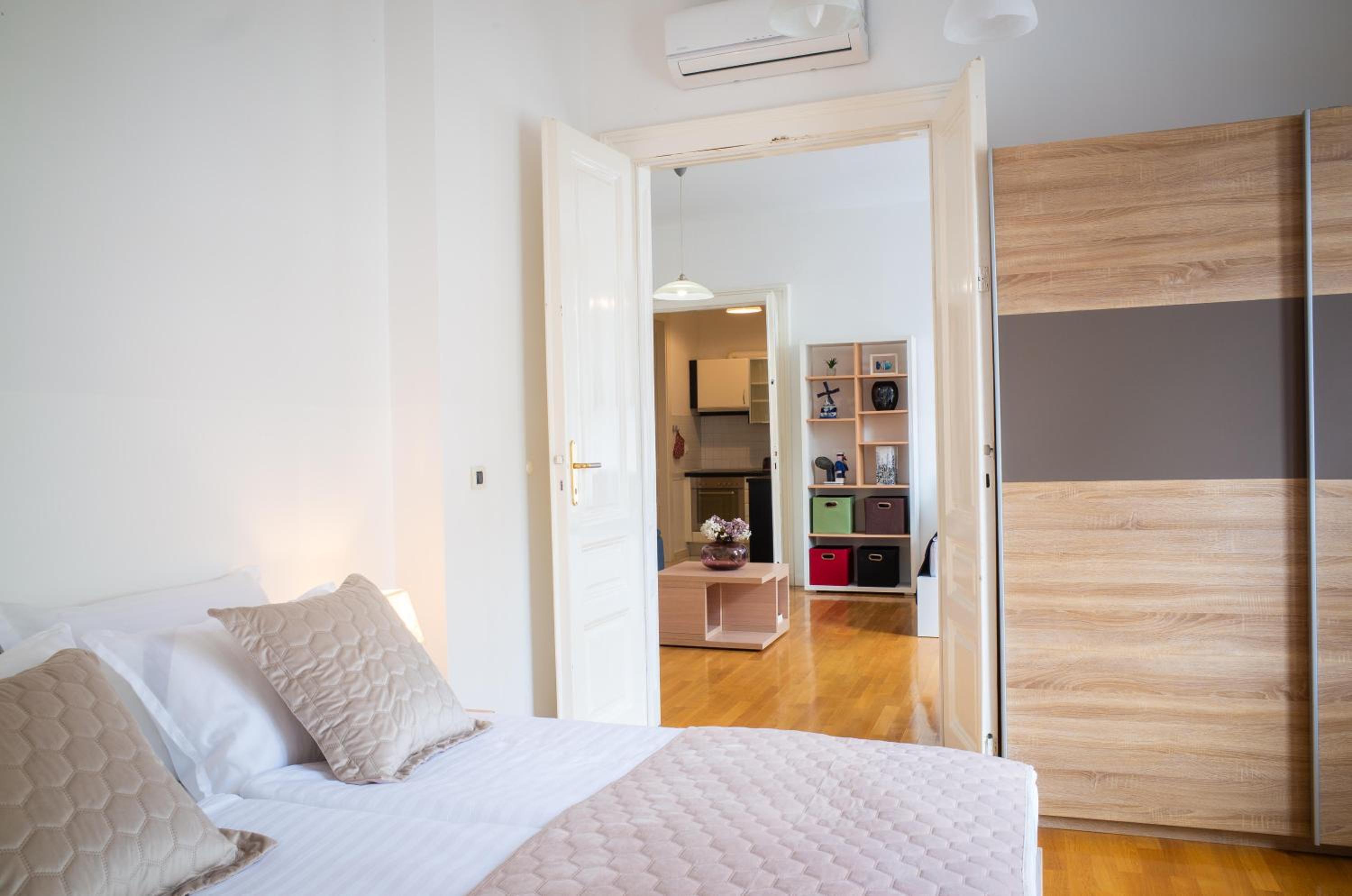 Apartment Korina - City Center view 5