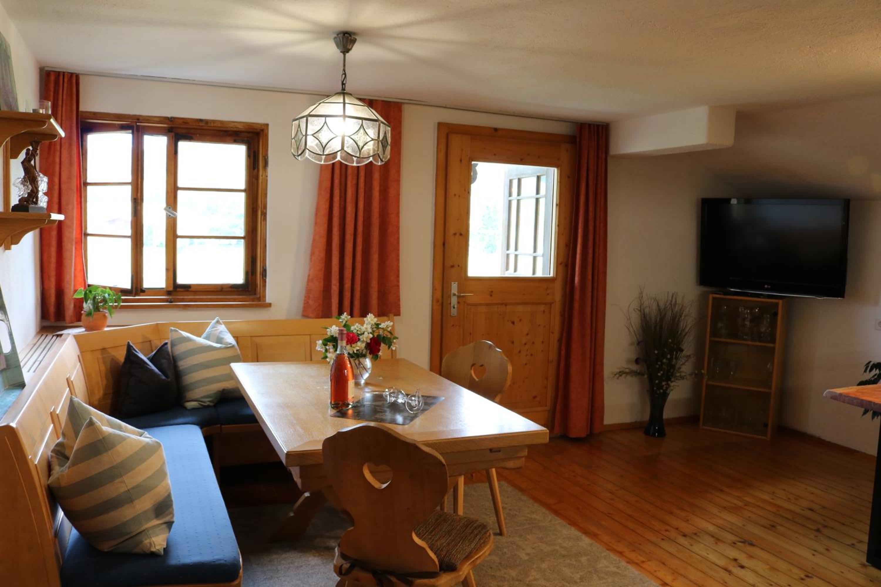 Schneiderhof Ferienwohnung mit Alpenblick