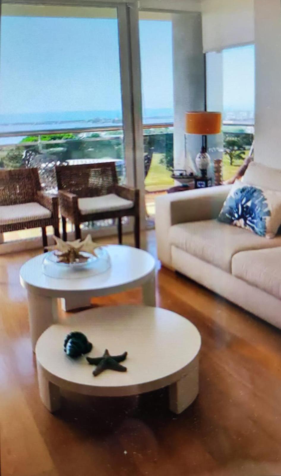 Excelente Vista al Golf y al Mar