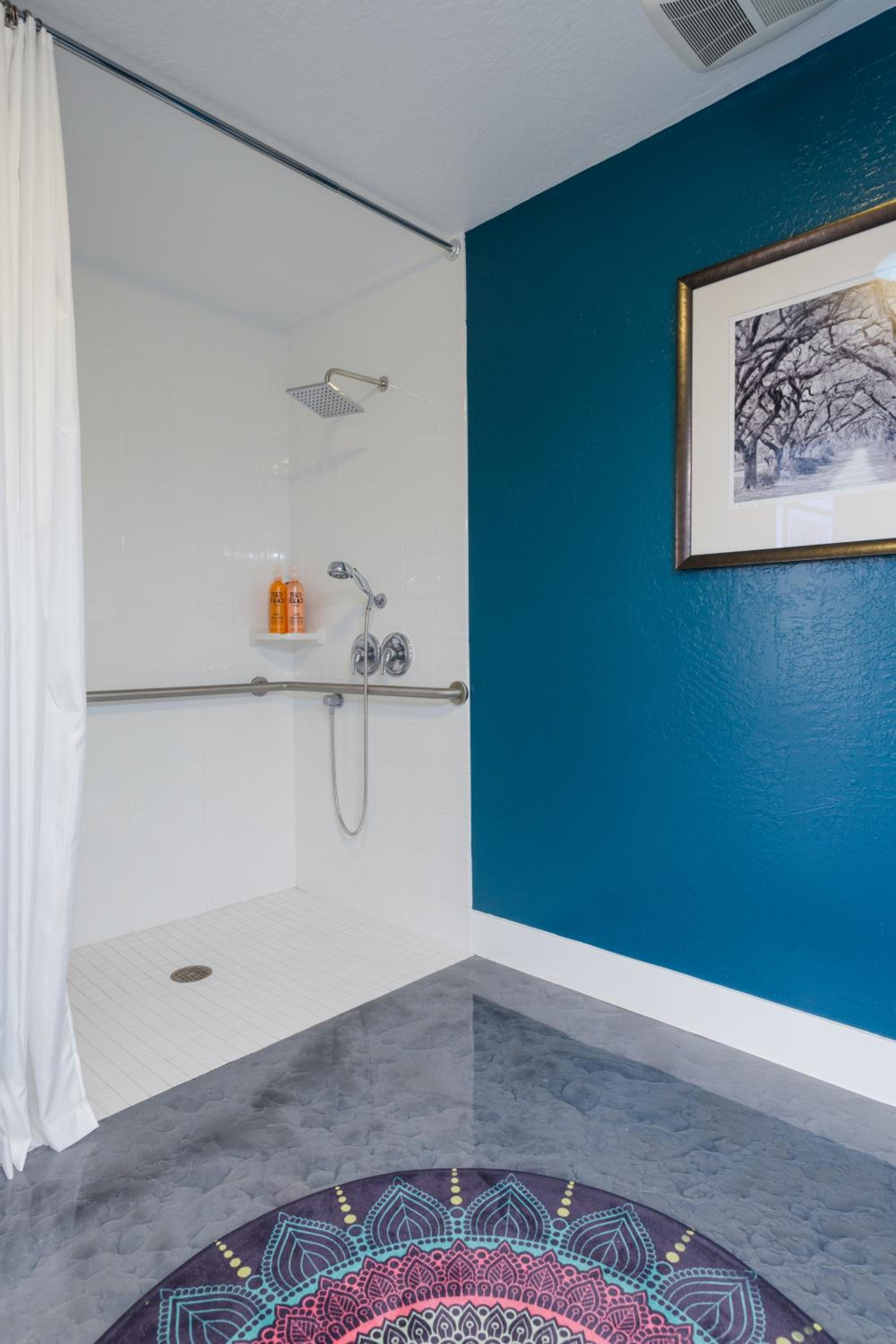 Petaluma Vacations - Petaluma Warehouse Lofts Unit C - Property Image 14