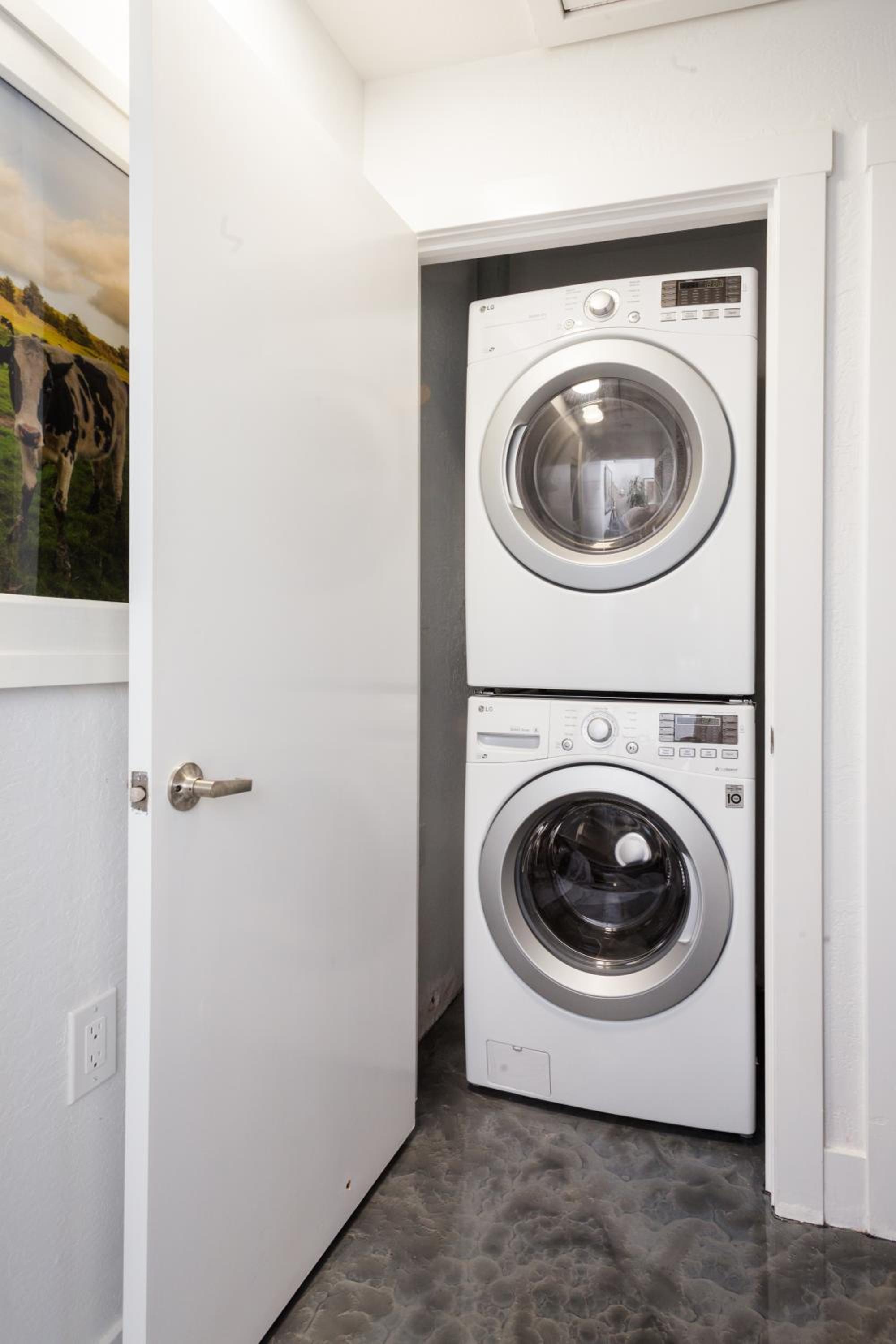Petaluma Vacations - Petaluma Warehouse Lofts Unit C - Property Image 7