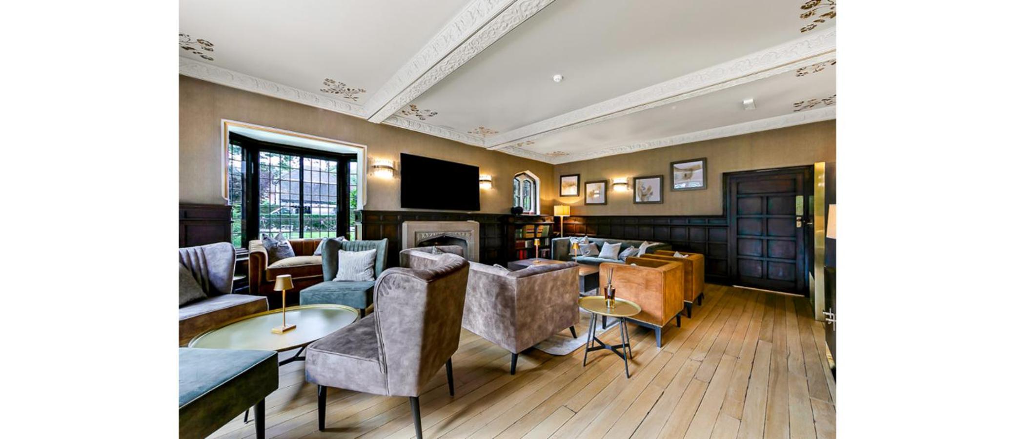 lounge