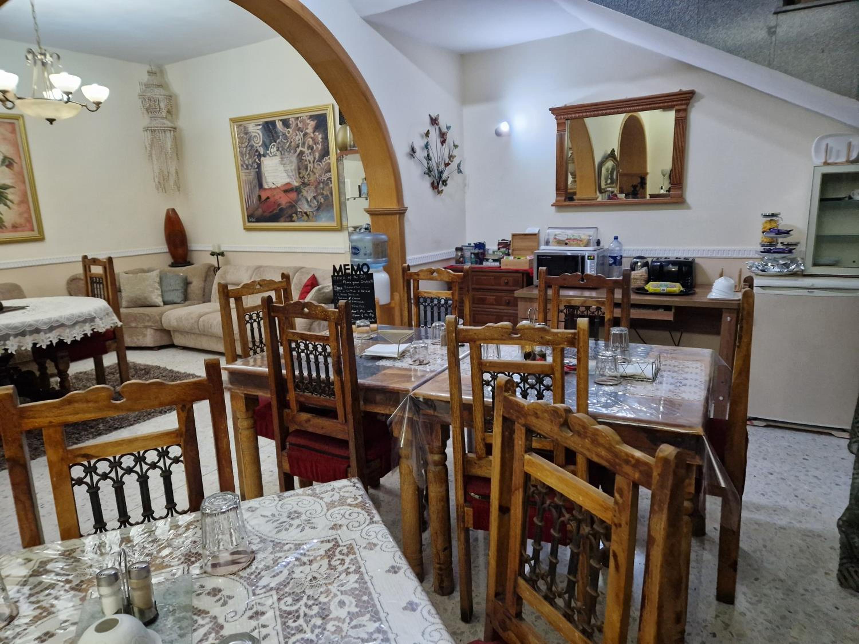 Saracini's Homestay - Property Image 50