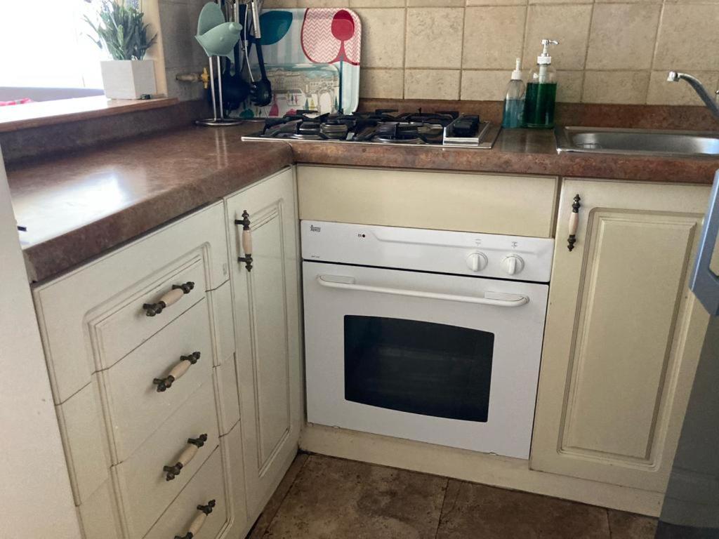 Acogedor Departamento amoblado Viña del Mar Poniente 2D 1B
