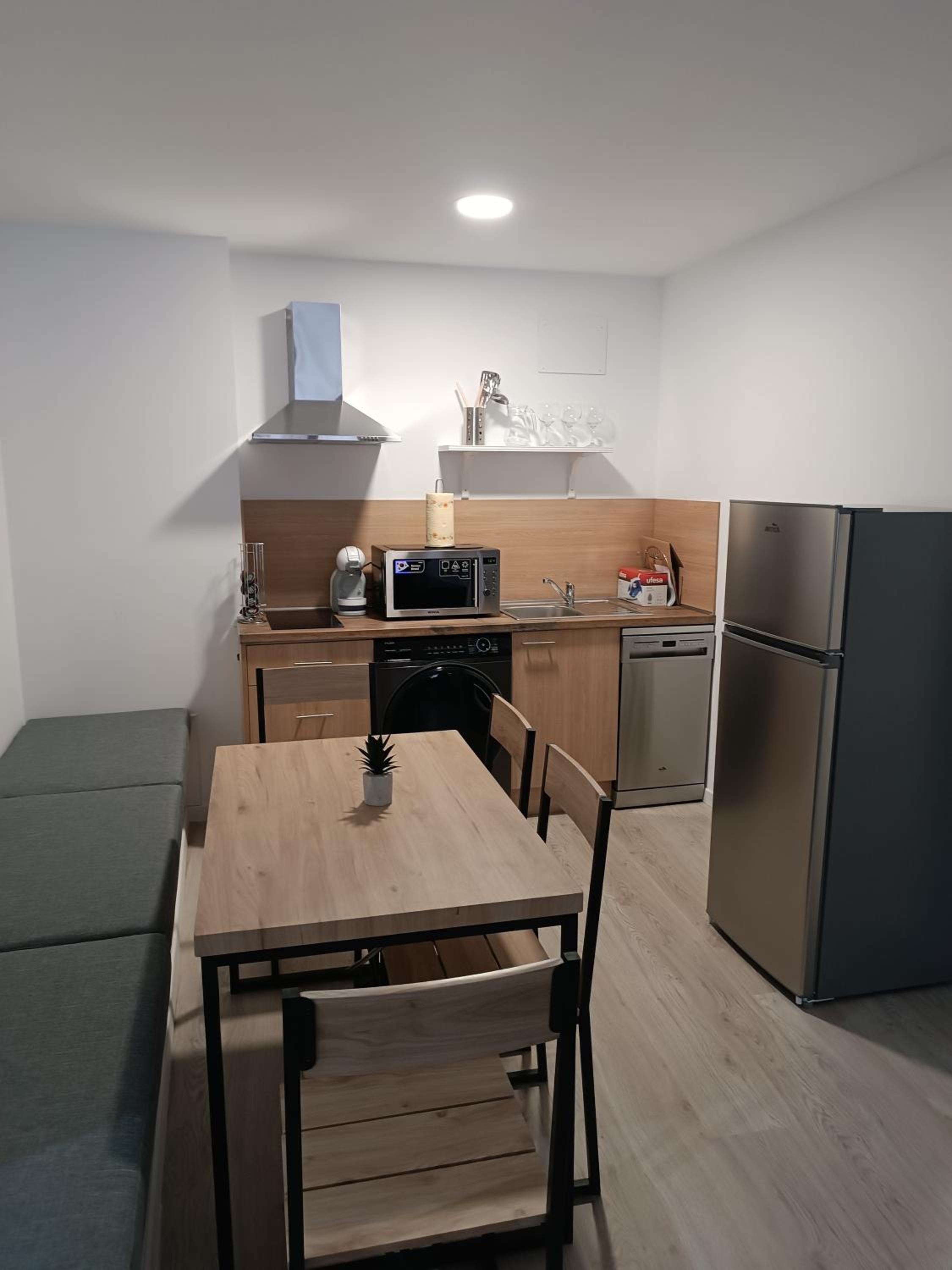 Apartamentos turisticos Ávila Puerta de San Isidro 1-4 view 5