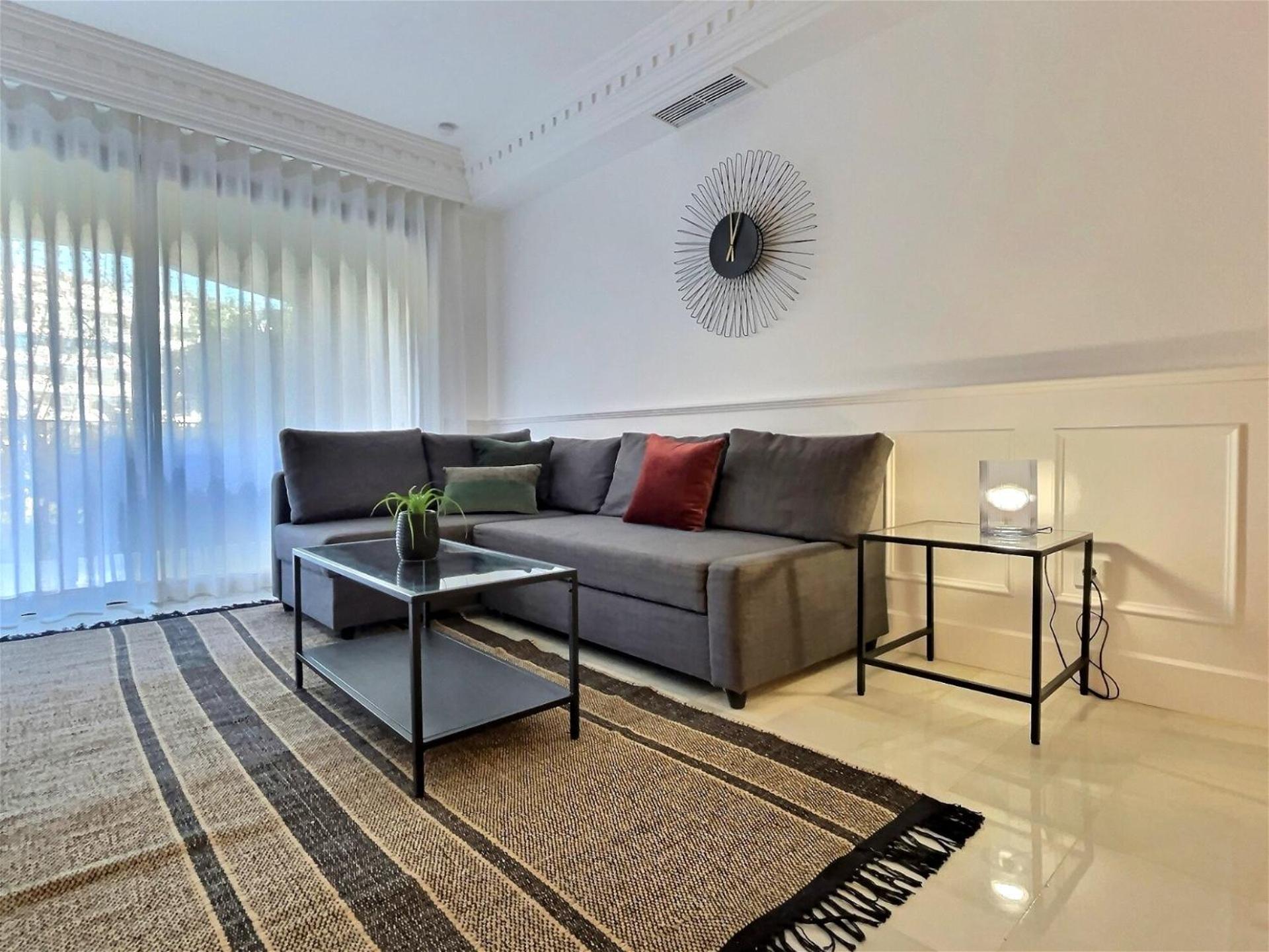 Marbella Vacations - Harbour Heaven 2 Bed, 2 Bath Apartment Steps from Puerto Banus Marina and Beach - Property Image 21