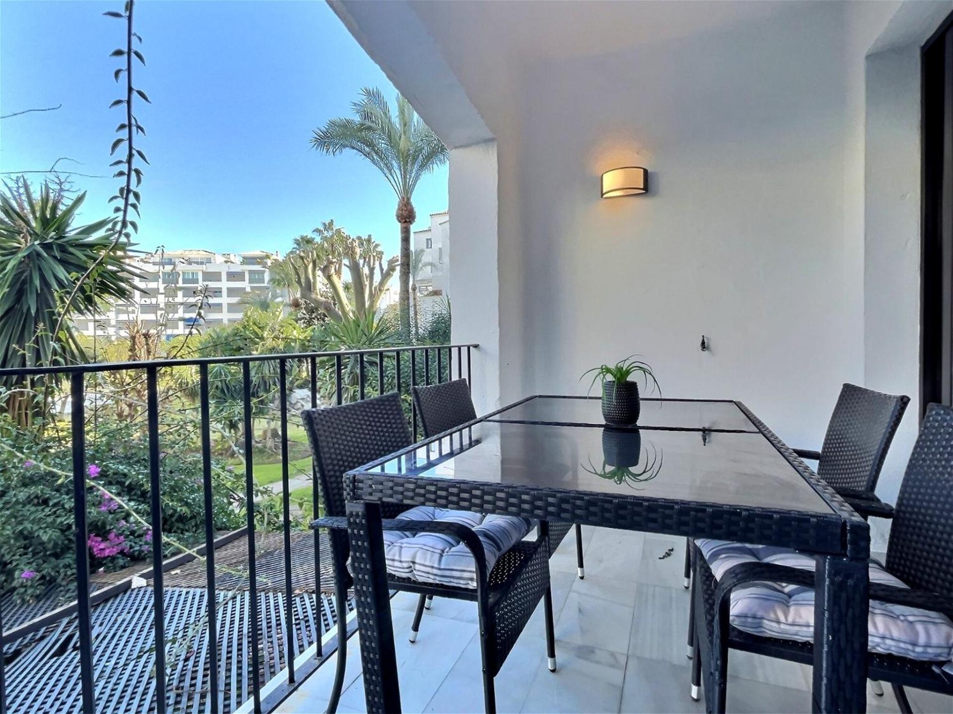 Marbella Vacations - Harbour Heaven 2 Bed, 2 Bath Apartment Steps from Puerto Banus Marina and Beach - Property Image 18