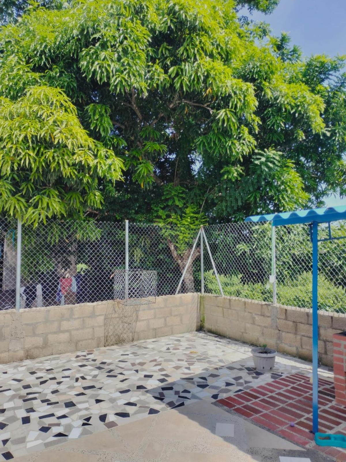 JANA HOUSE