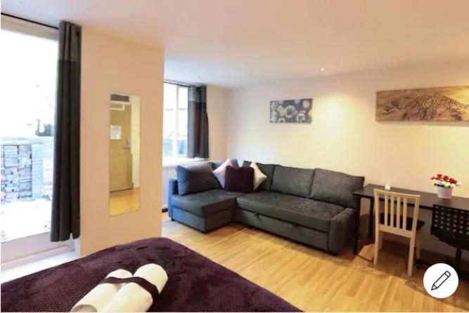 Fabulous Private Bedrooms near Euston Station, Central London