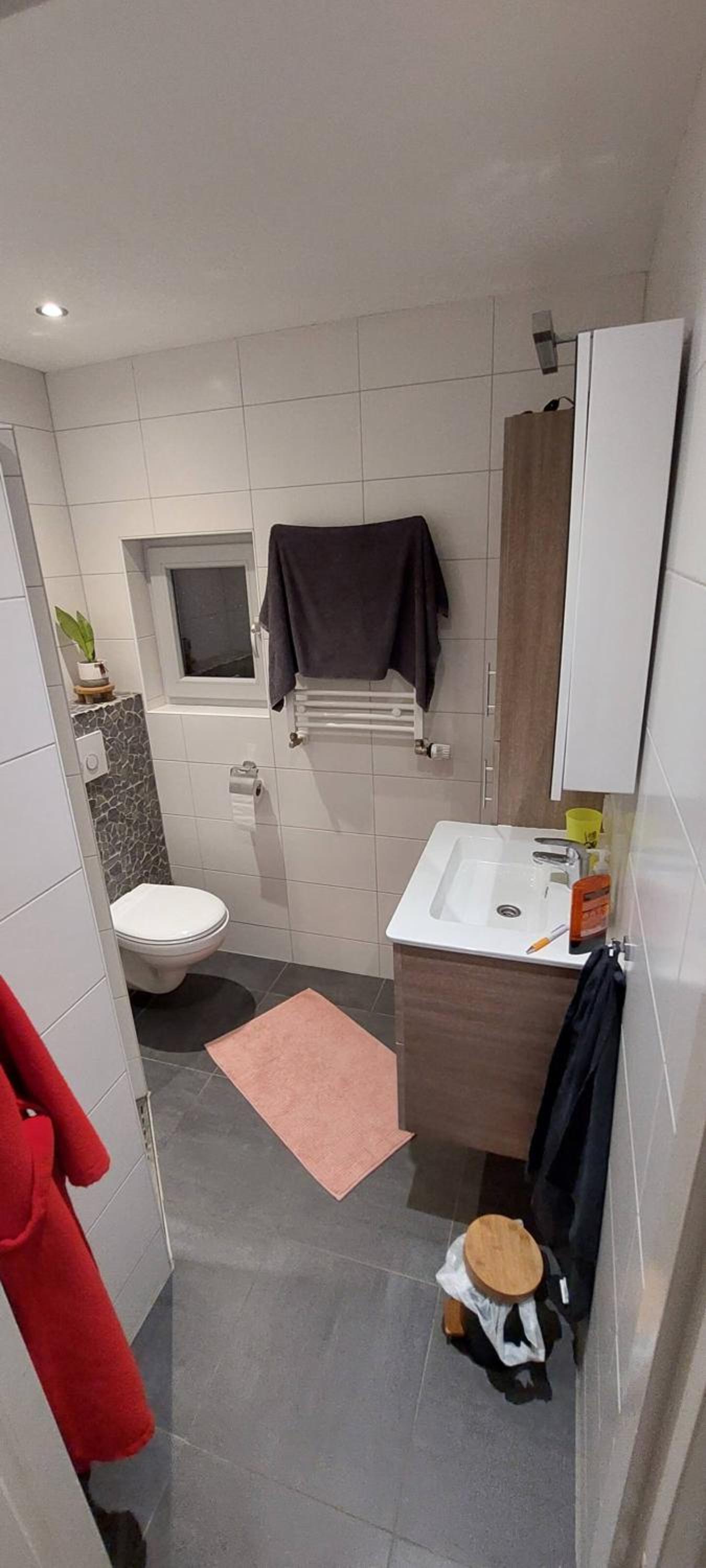 Private room 7m2 with desk & oven