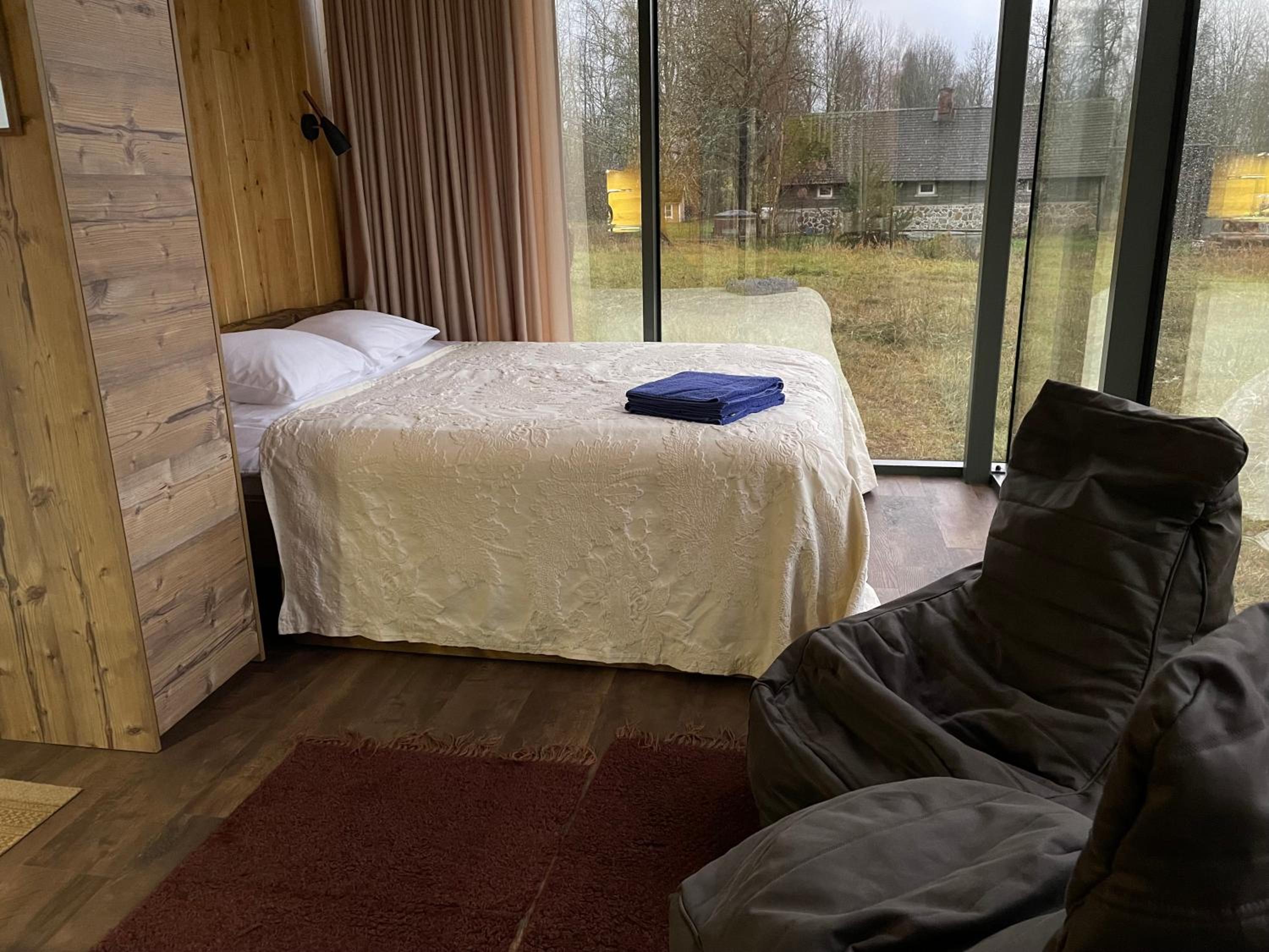 Kuldi Mirror House