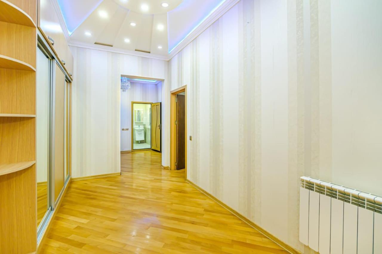 Apartment near Nizami street