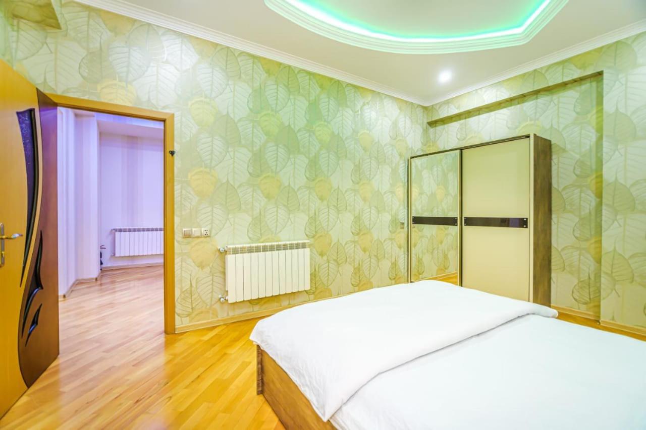 Apartment near Nizami street