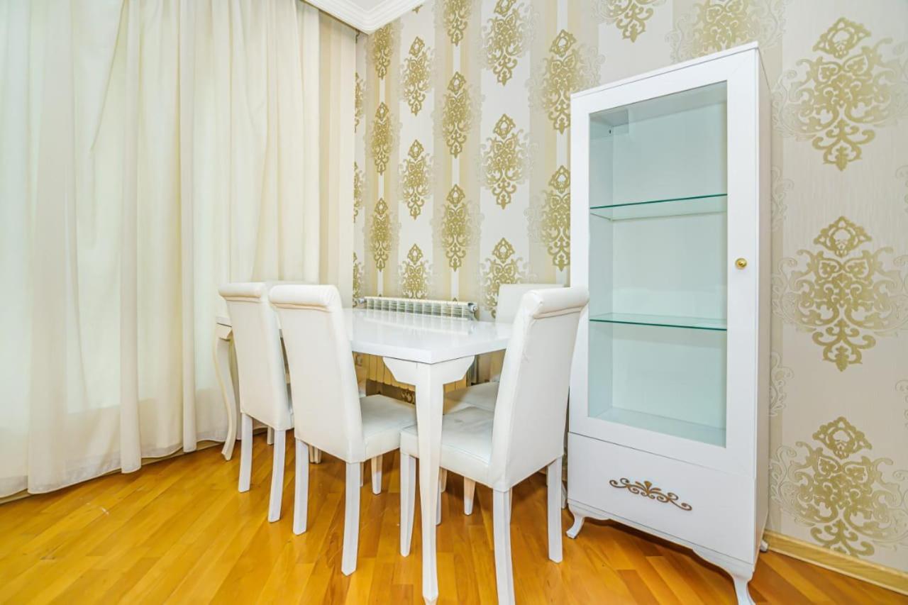 Apartment near Nizami street