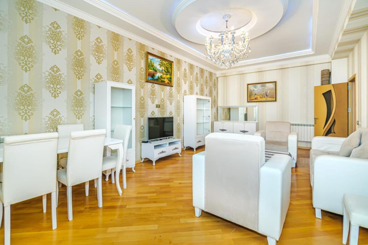 Apartment near Nizami street