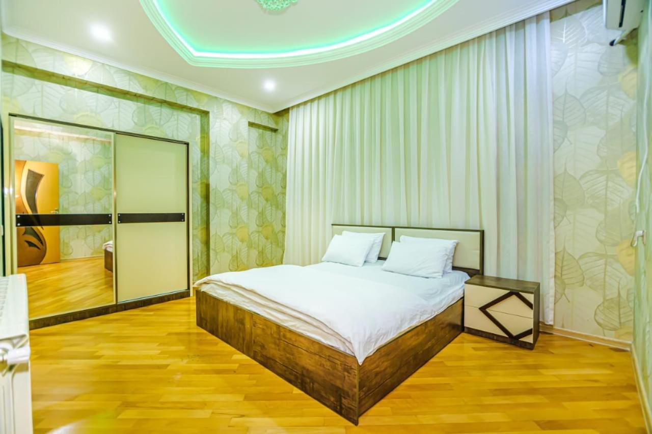 Apartment near Nizami street