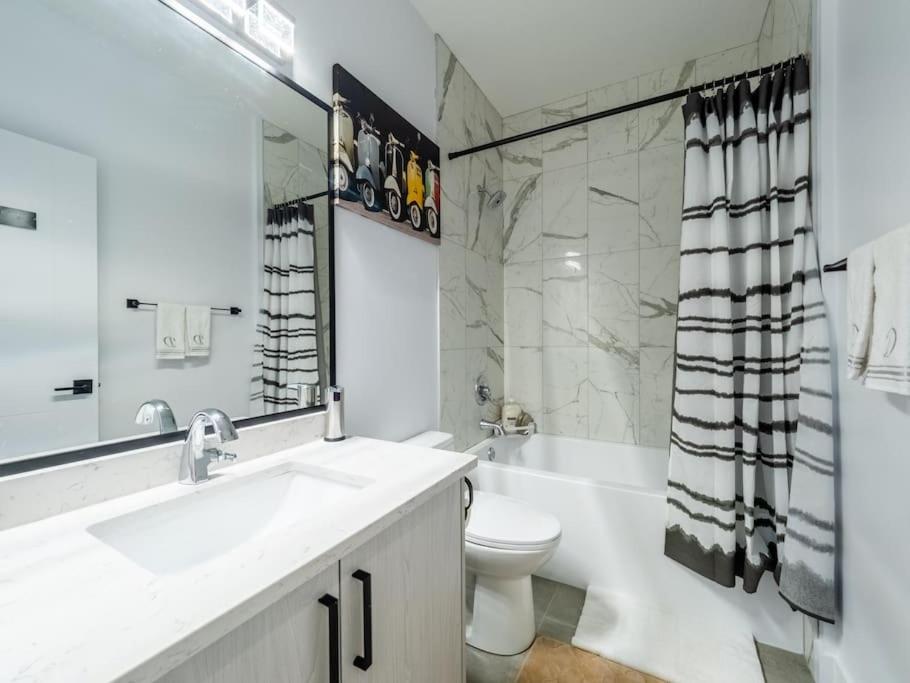 Welcome to Happy Place where Cozy Comfort Meets Exquisite Luxury