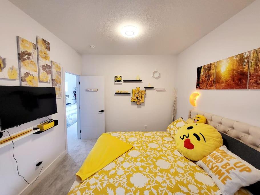 Welcome to Happy Place where Cozy Comfort Meets Exquisite Luxury