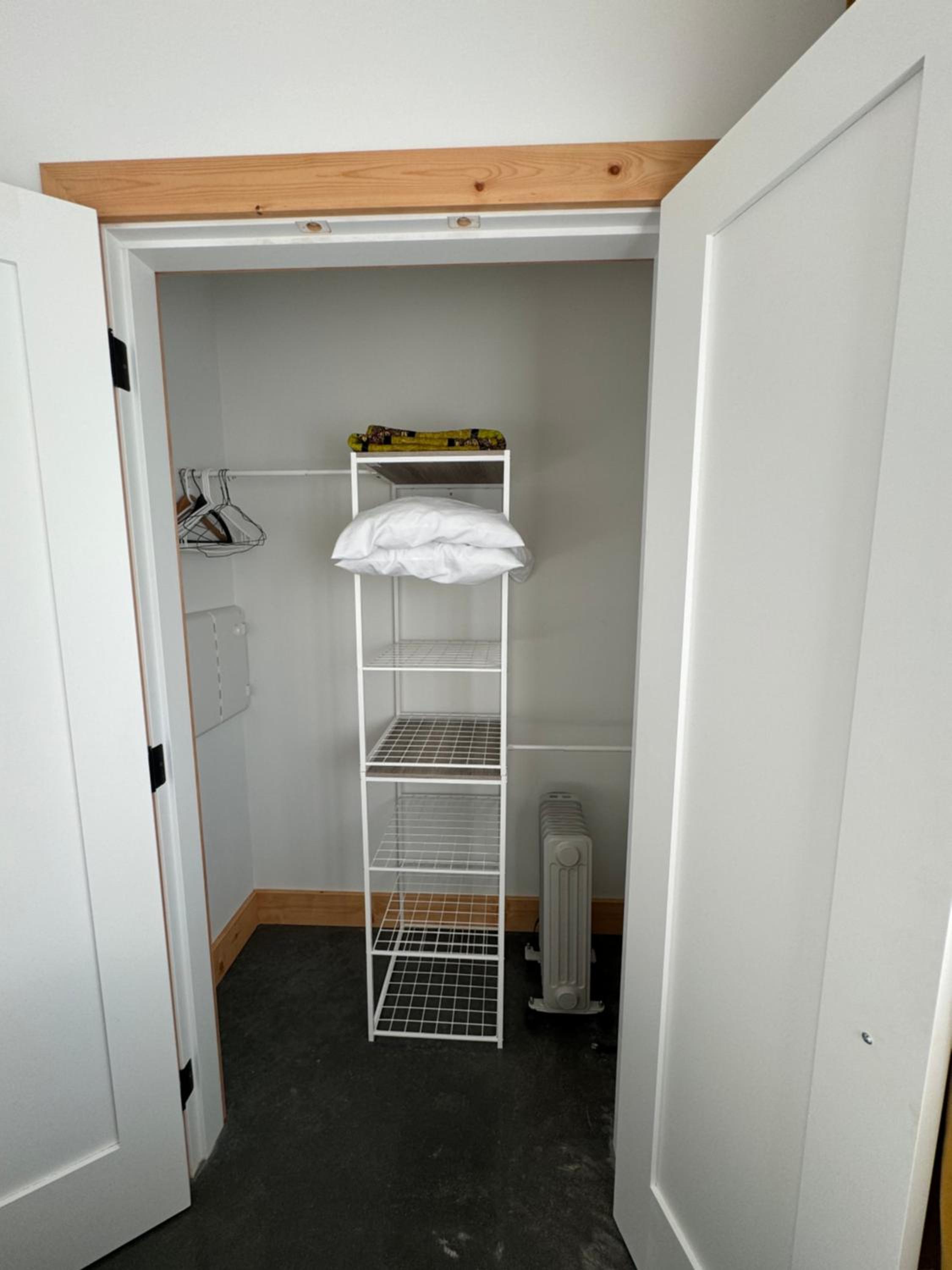 Slack tide suite