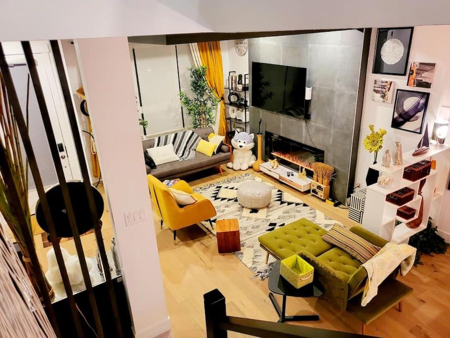 lounge