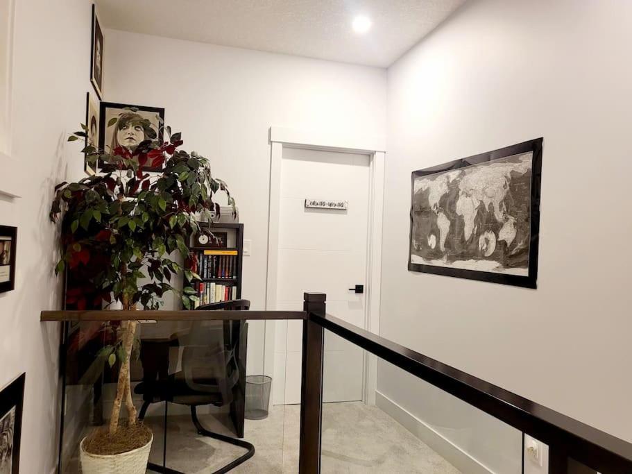Welcome to Happy Place where Cozy Comfort Meets Exquisite Luxury