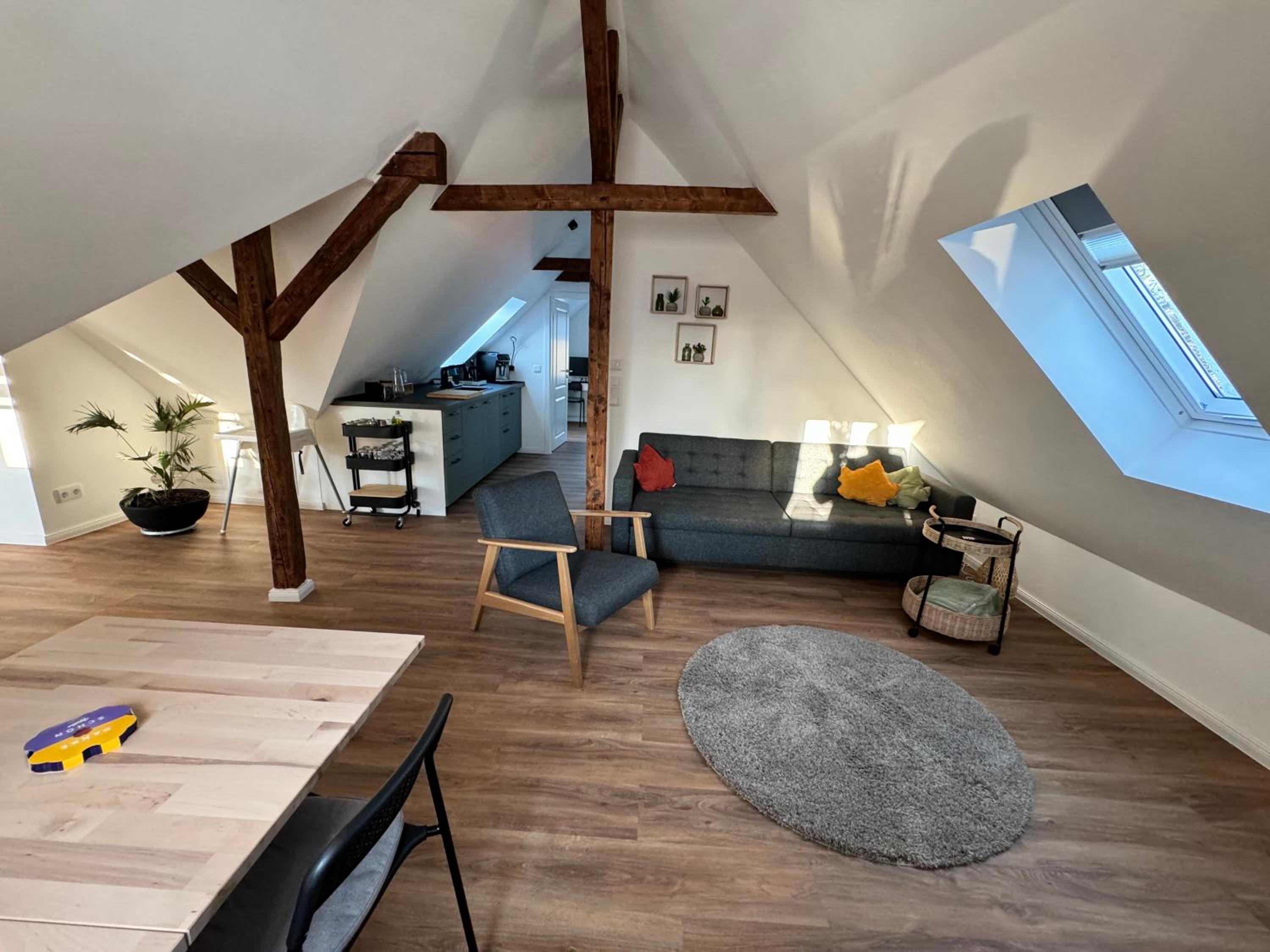 Modernes Apartment, voll eingerichtet inkl Parkplatz WLAN