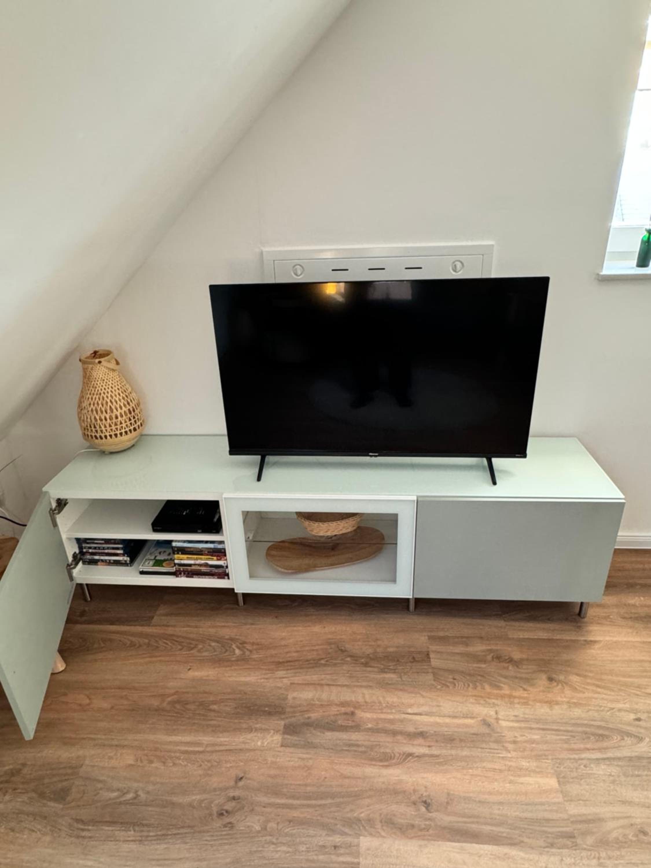 Modernes Apartment, voll eingerichtet inkl Parkplatz WLAN