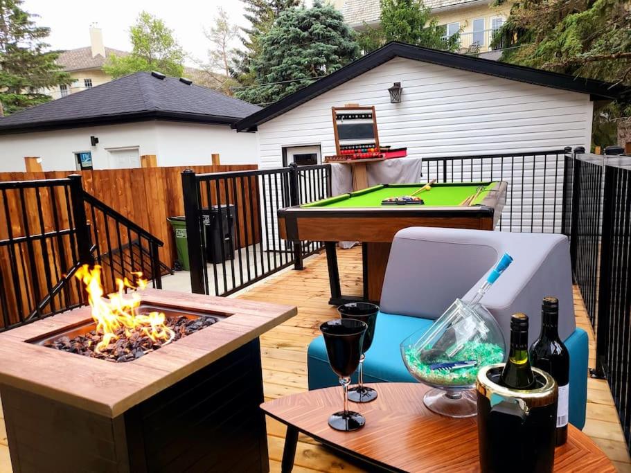 Welcome to Happy Place where Cozy Comfort Meets Exquisite Luxury